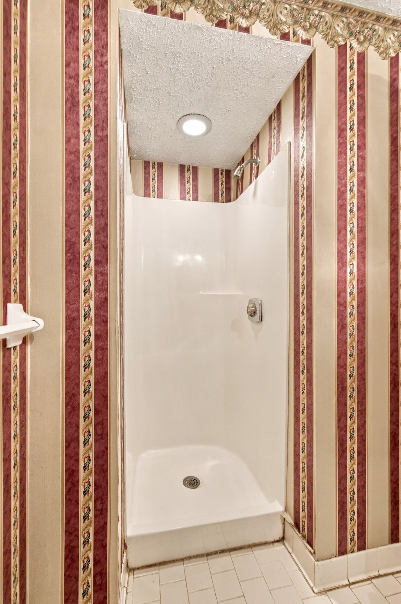 3545 Lake Towne Dr Property Photo 16
