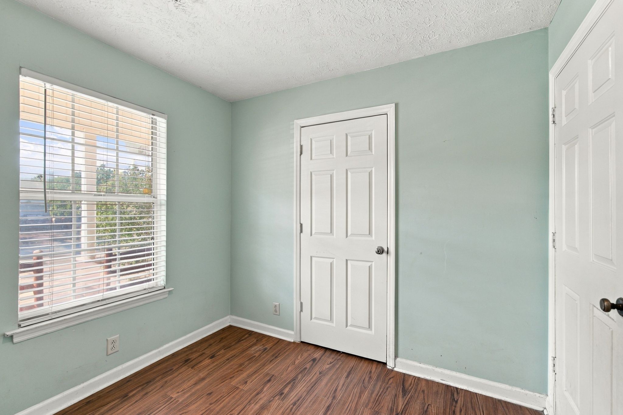 3545 Lake Towne Dr Property Photo 21