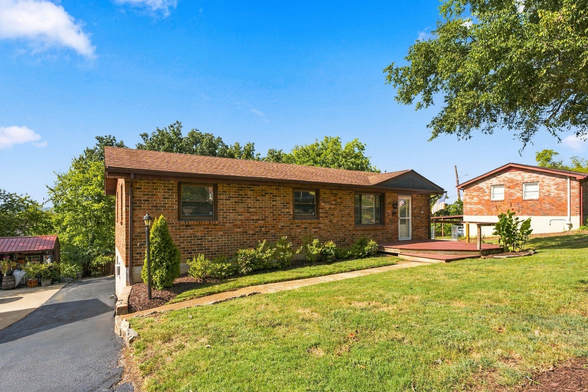 6523 Cougar Dr Property Photo 2