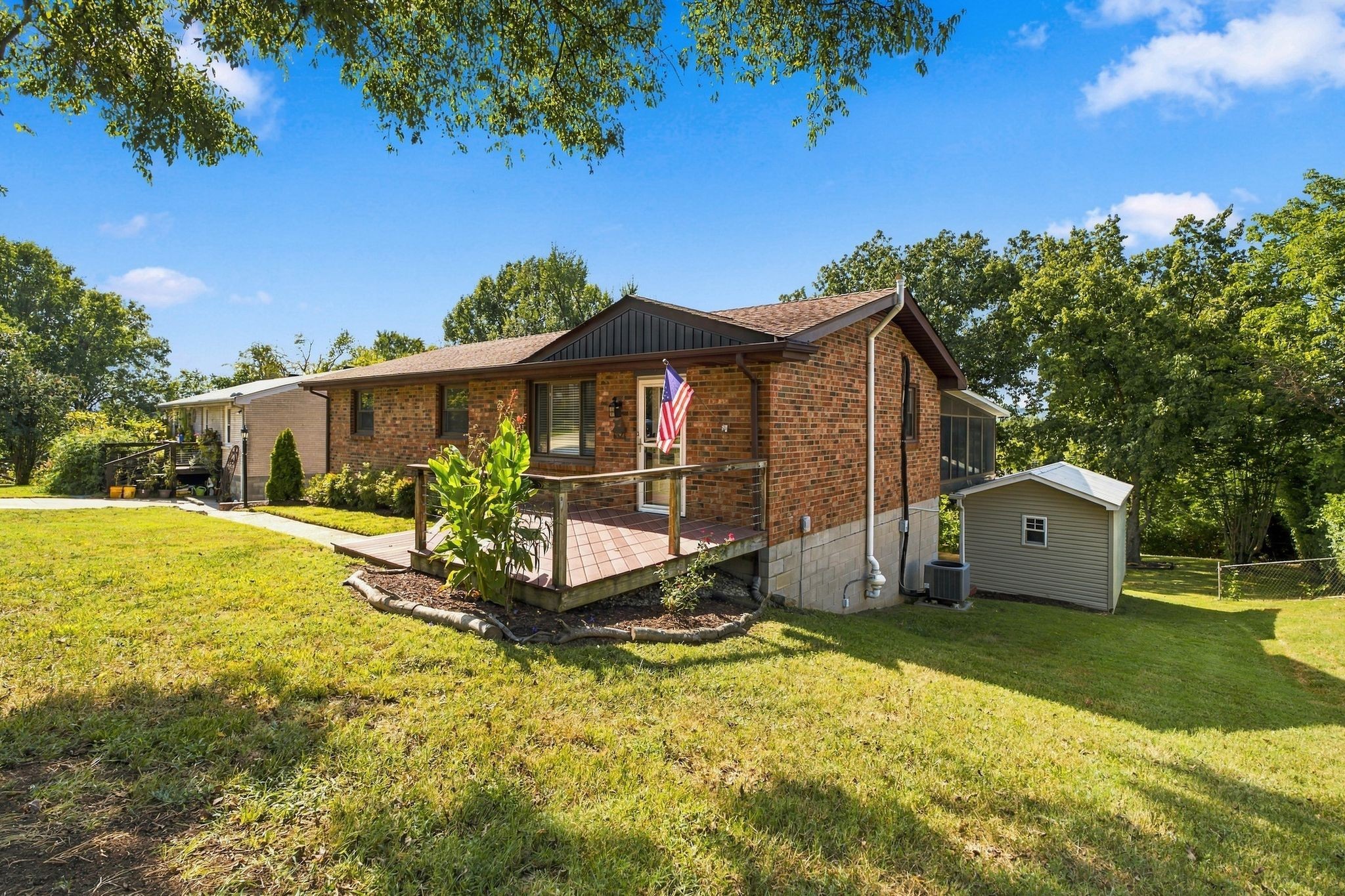 6523 Cougar Dr Property Photo 3