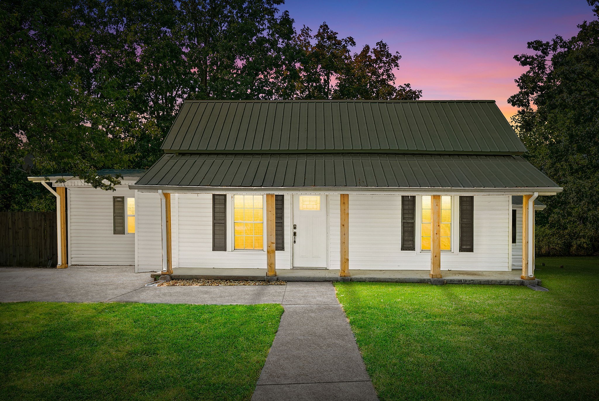 5368 Louise Rd Property Photo 1