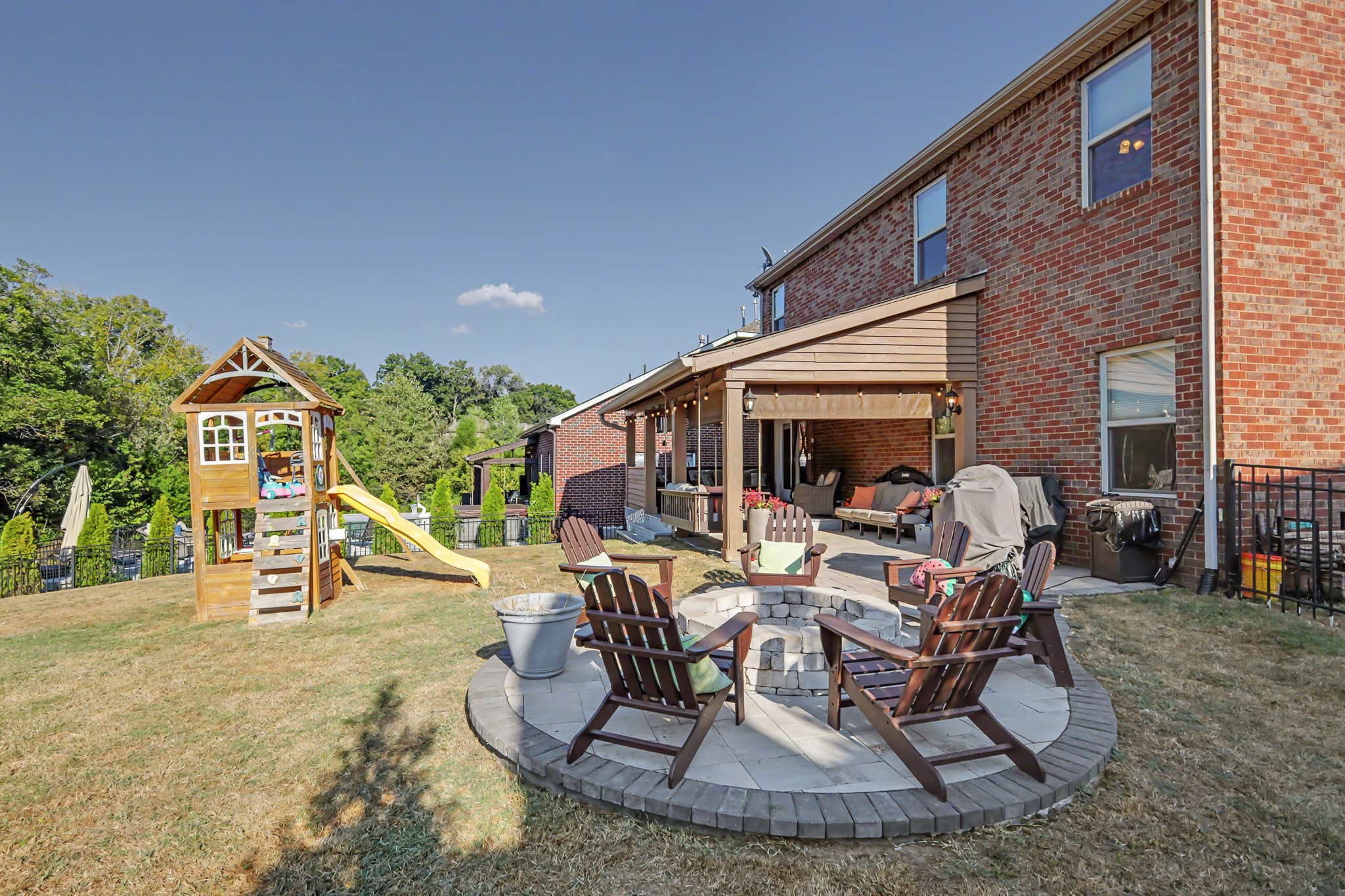 2214 Chaucer Park Ln Property Photo 43