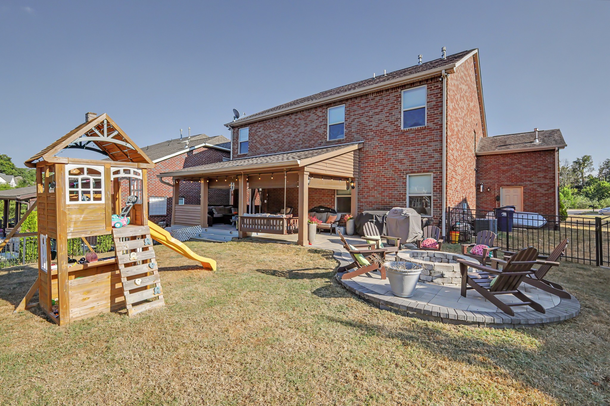 2214 Chaucer Park Ln Property Photo 45