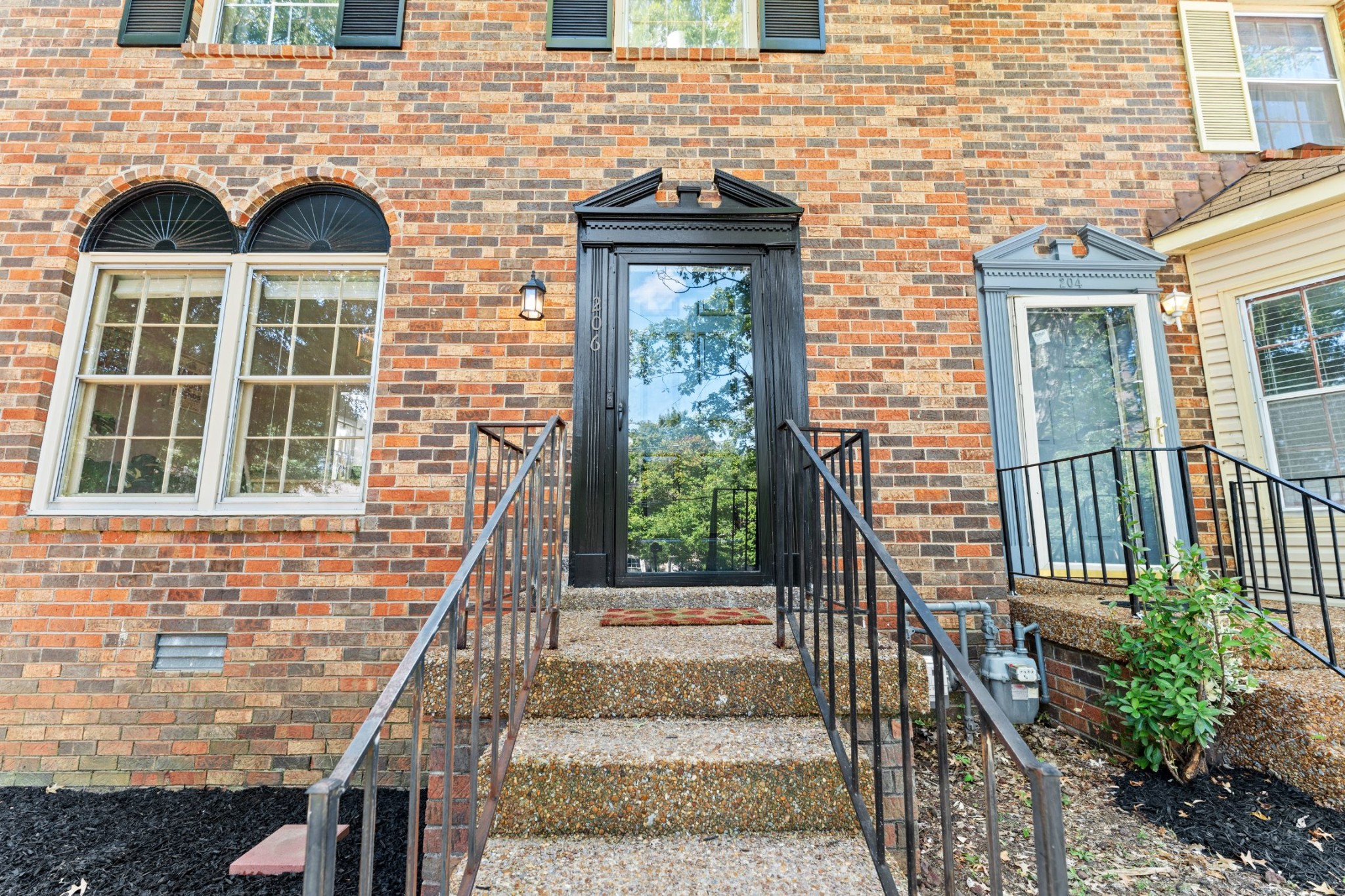 206 Woodmaker Ct Property Photo 1