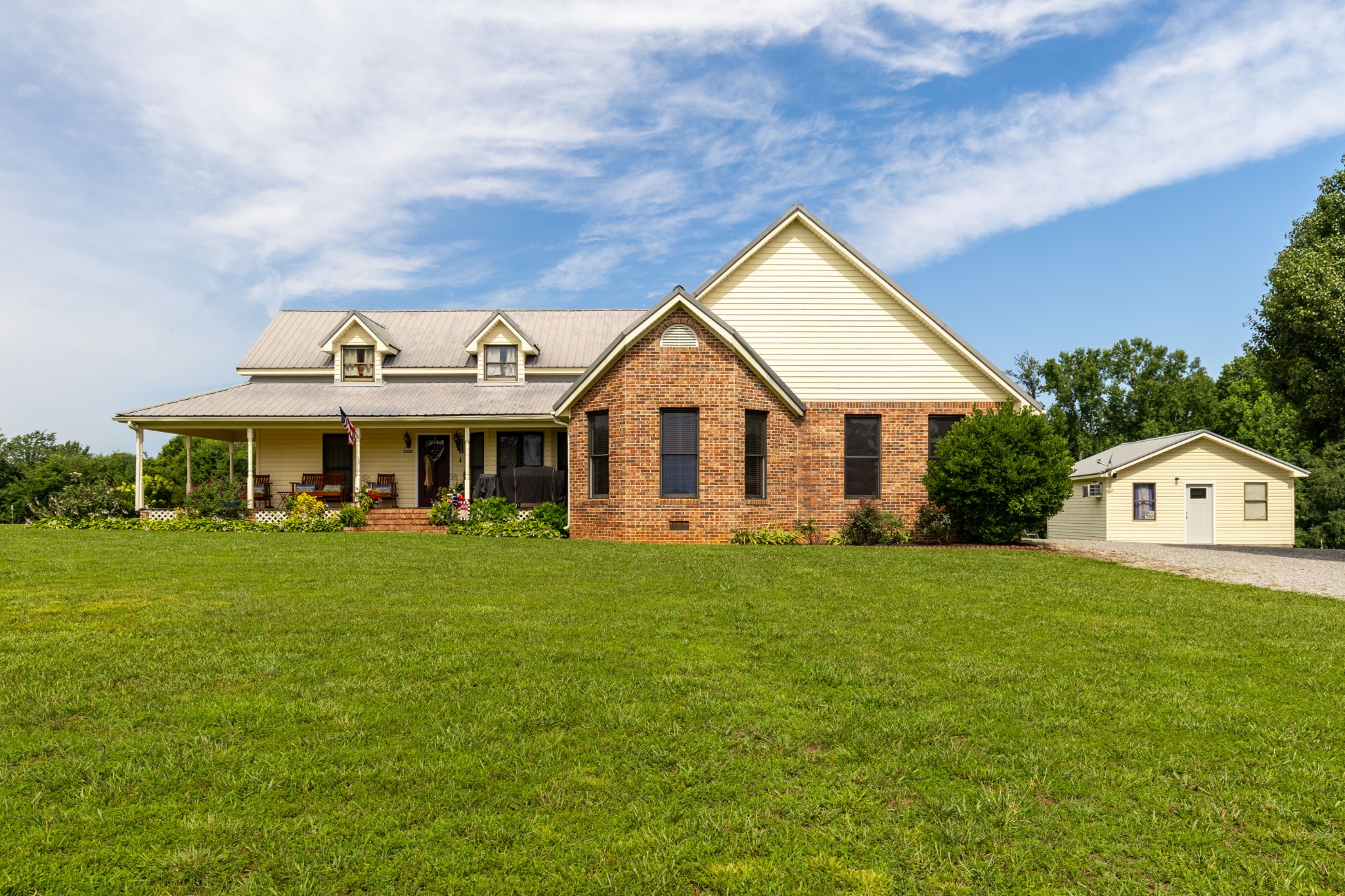 2325 Old Well Road Property Photo 1