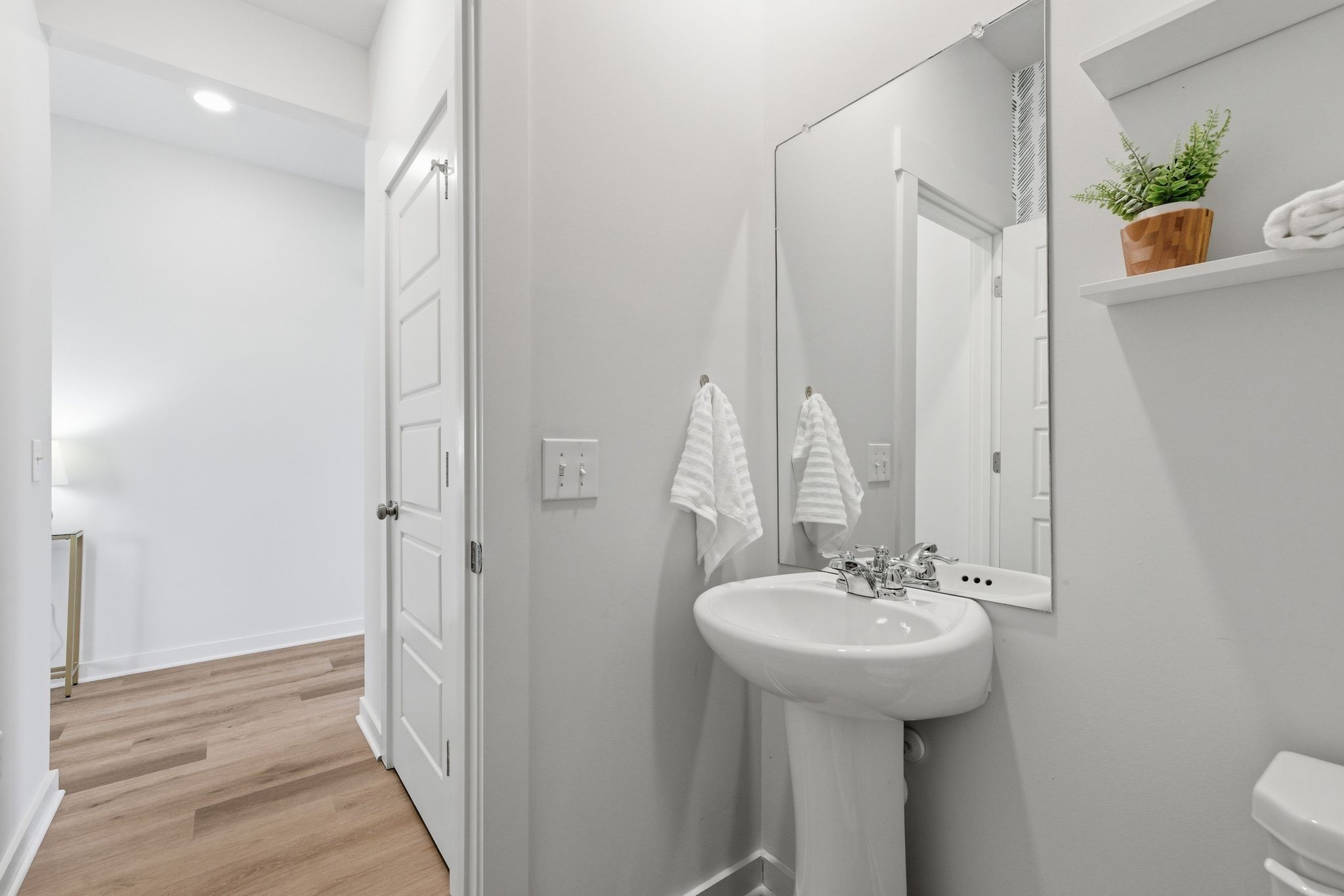 409 Irwin Way Property Photo 13