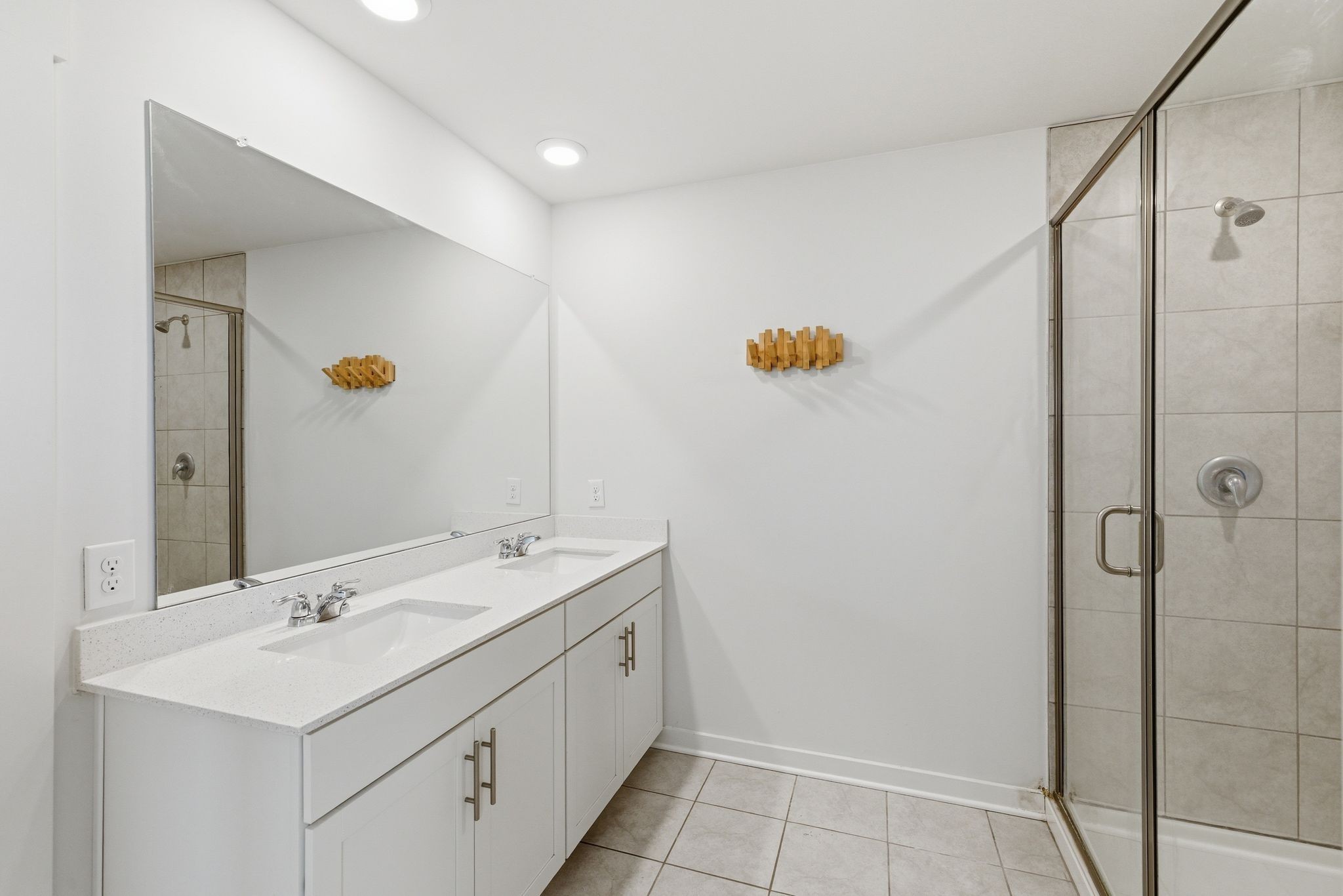 409 Irwin Way Property Photo 16