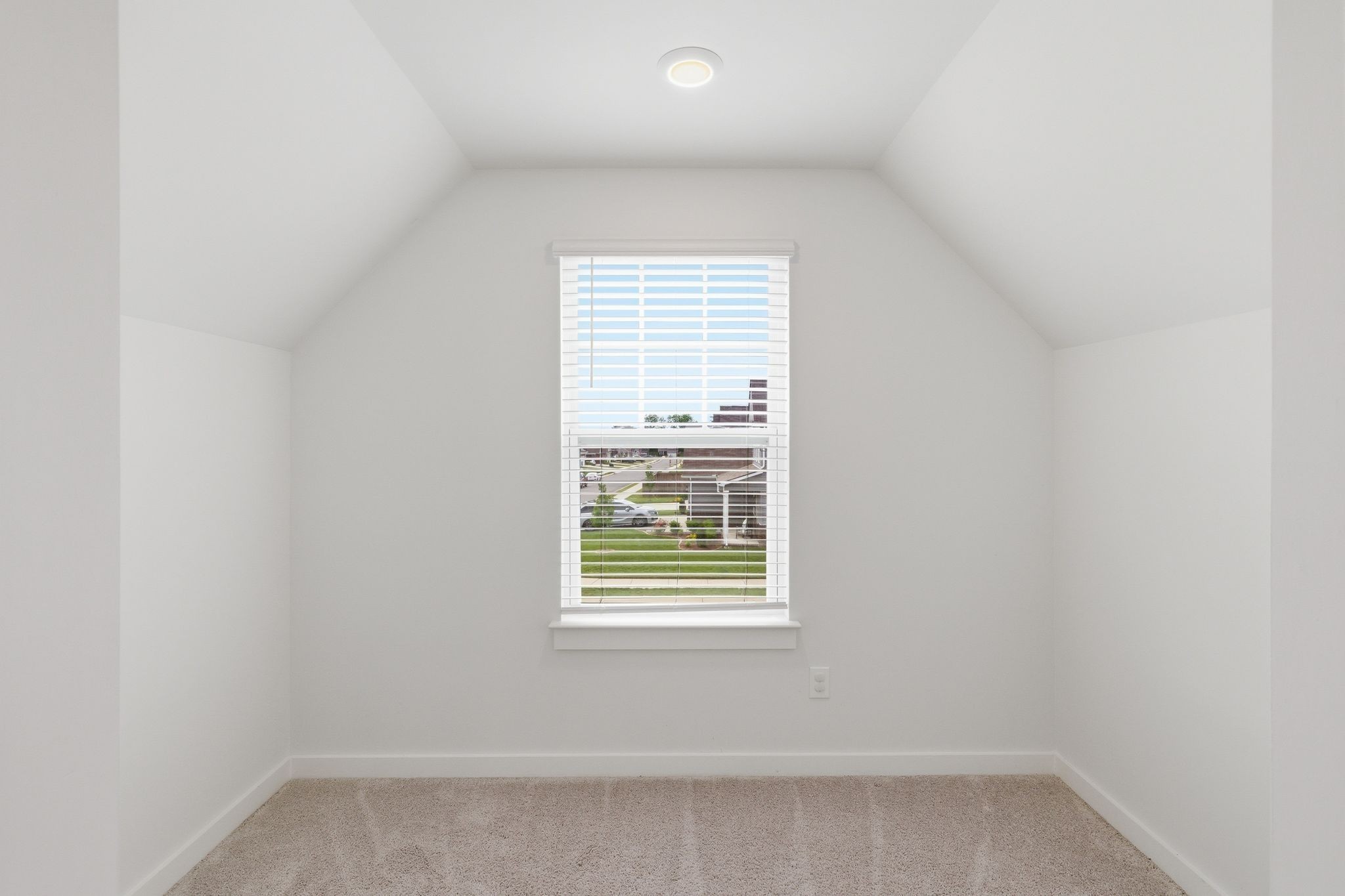 409 Irwin Way Property Photo 20