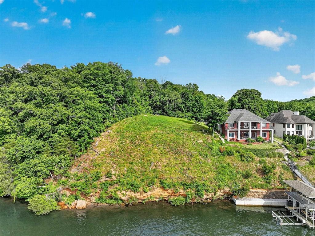 551 Wilson Lake Dr