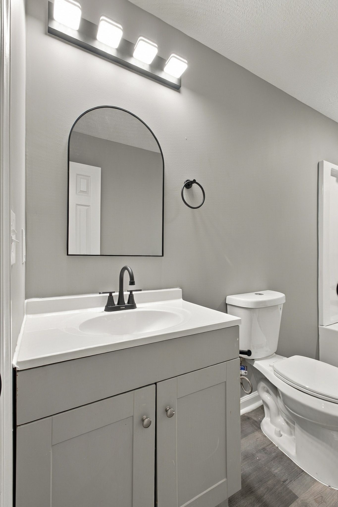3227 Lakeford Dr Property Photo 21