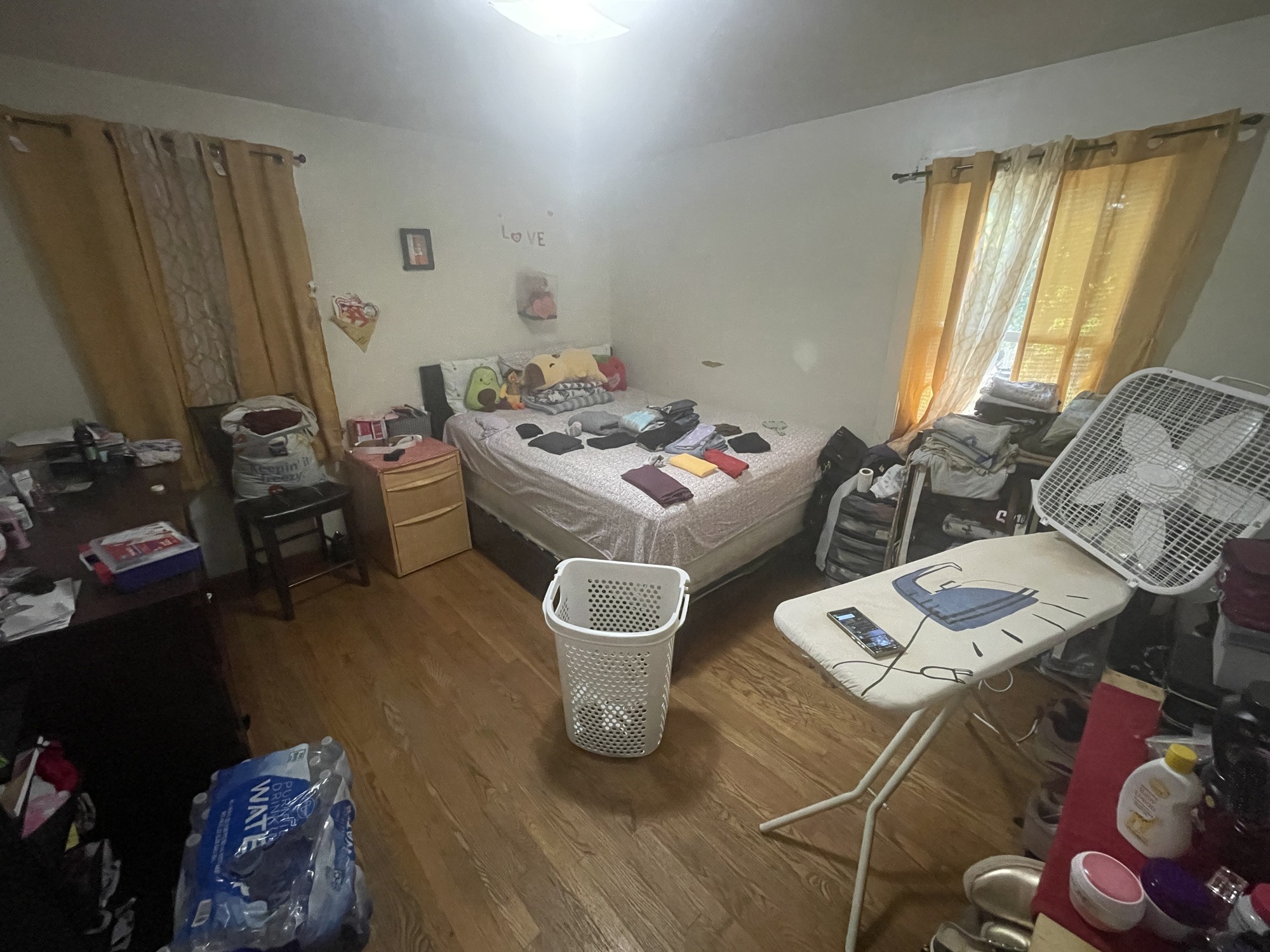 22 E Thompson Ln Property Photo 11