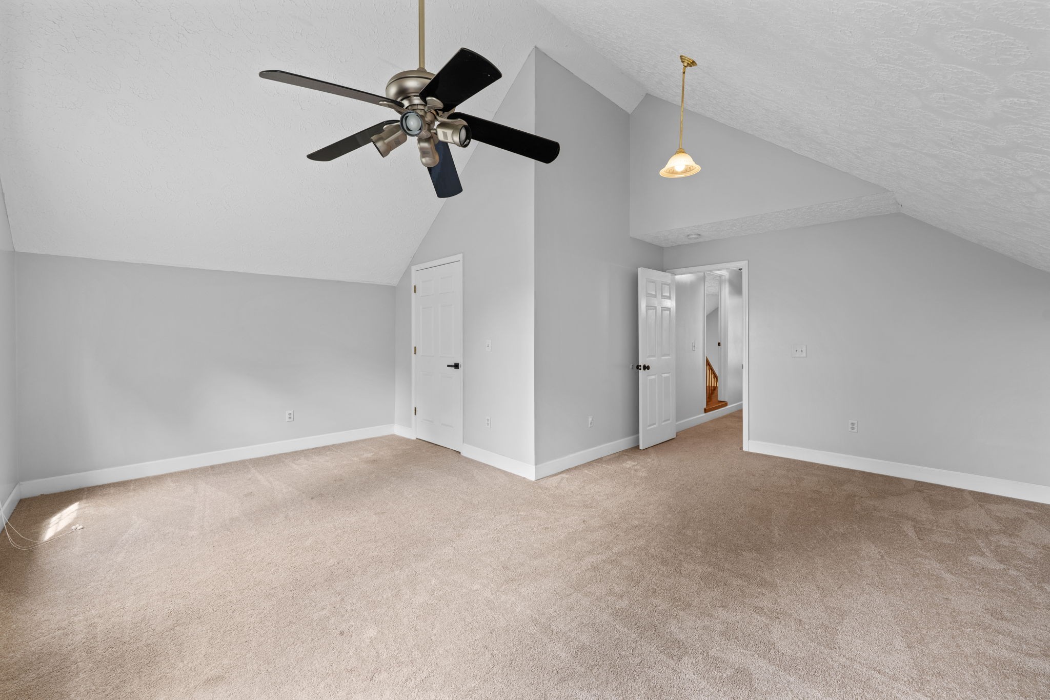 496 Highland Dr Property Photo 33