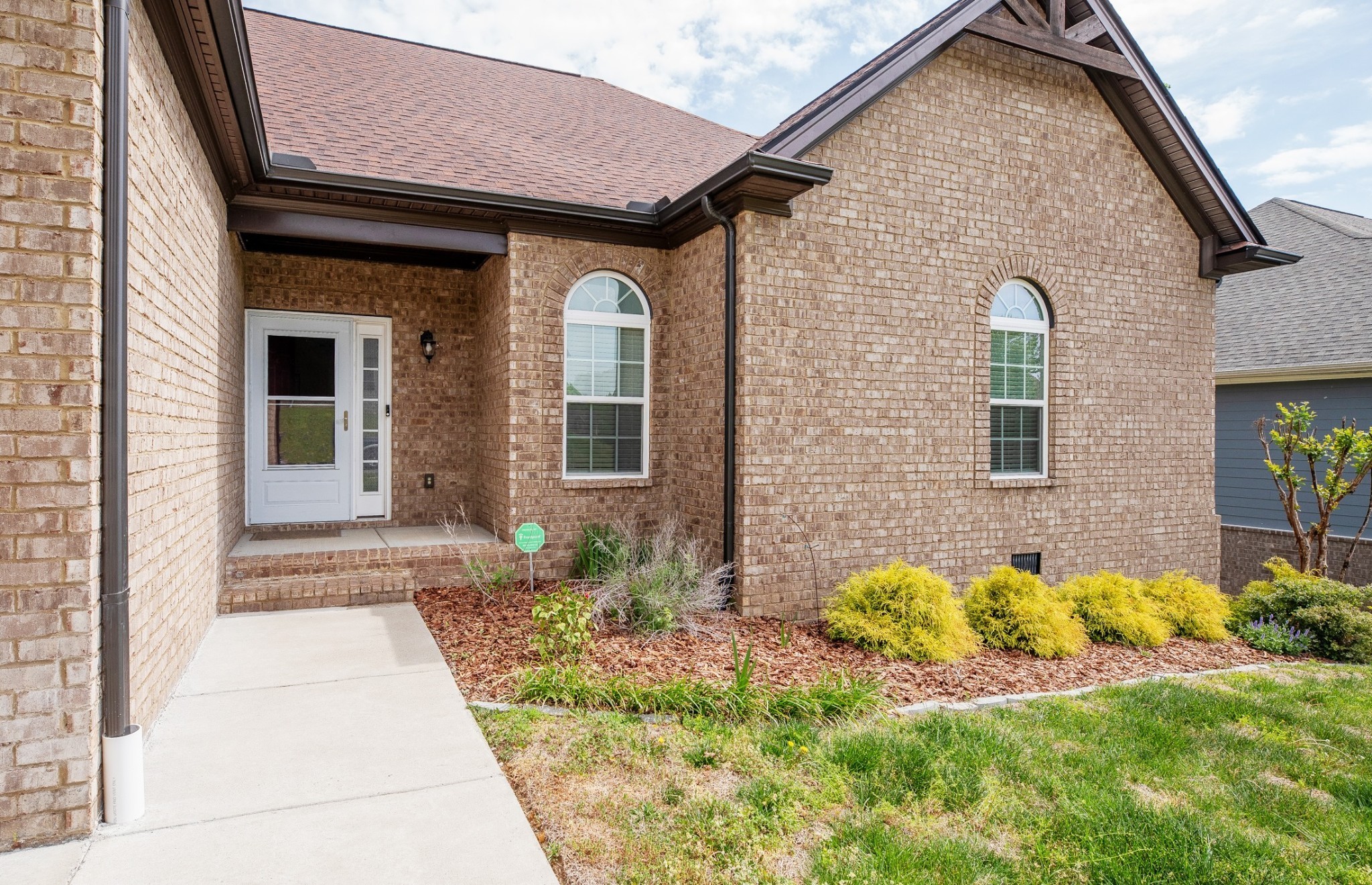 813 Tanager Pl Property Photo 1