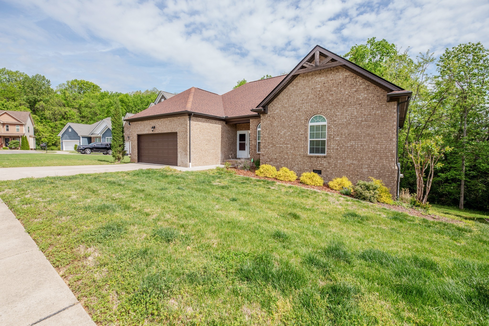 813 Tanager Pl Property Photo 1