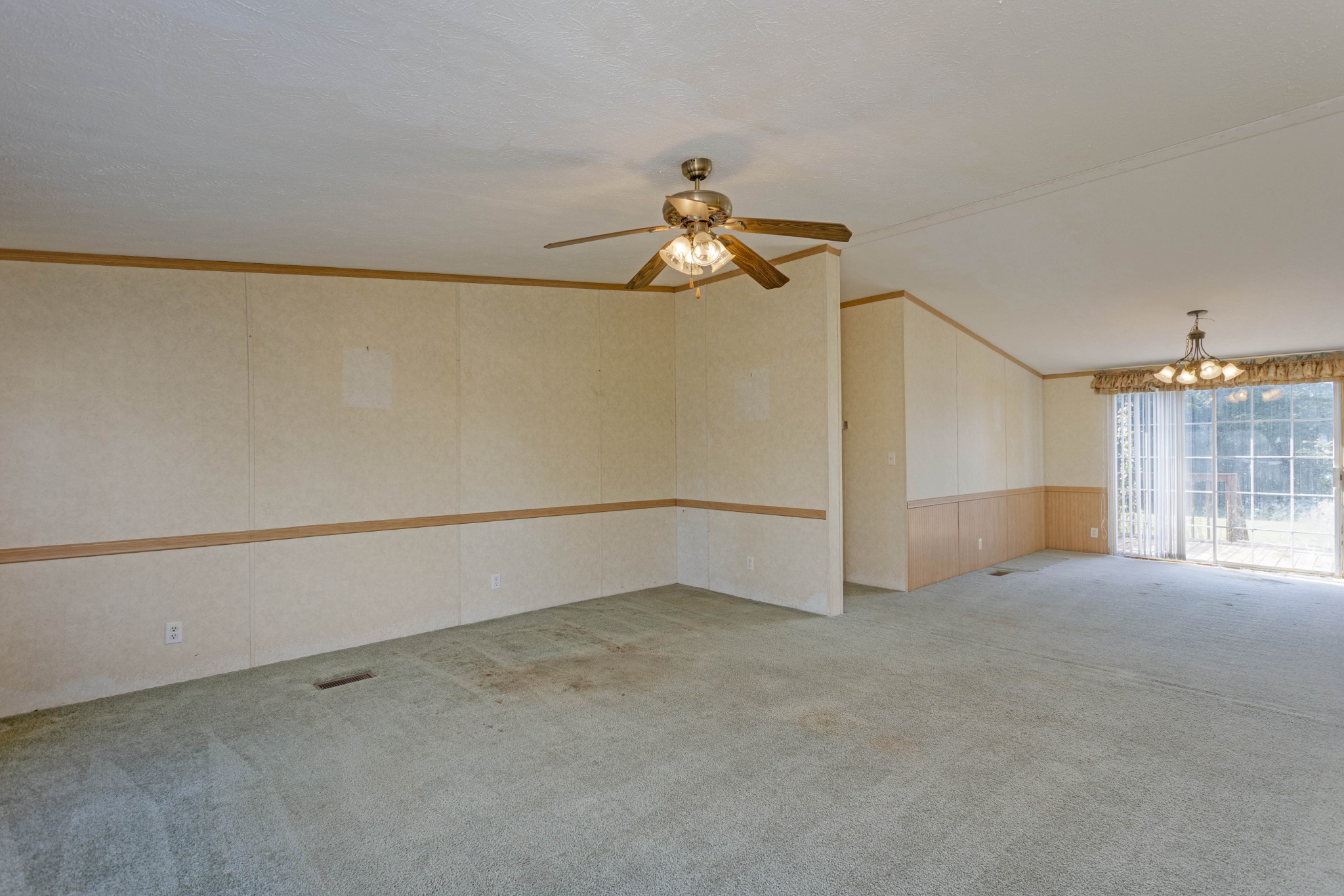 685 Rigsby Rd Property Photo 11