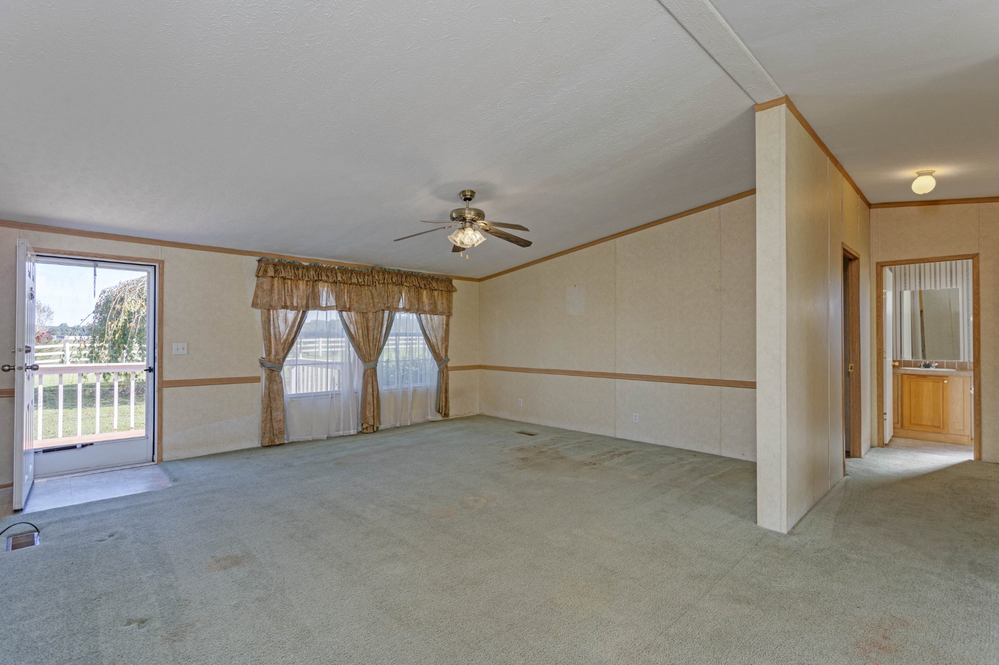 685 Rigsby Rd Property Photo 13