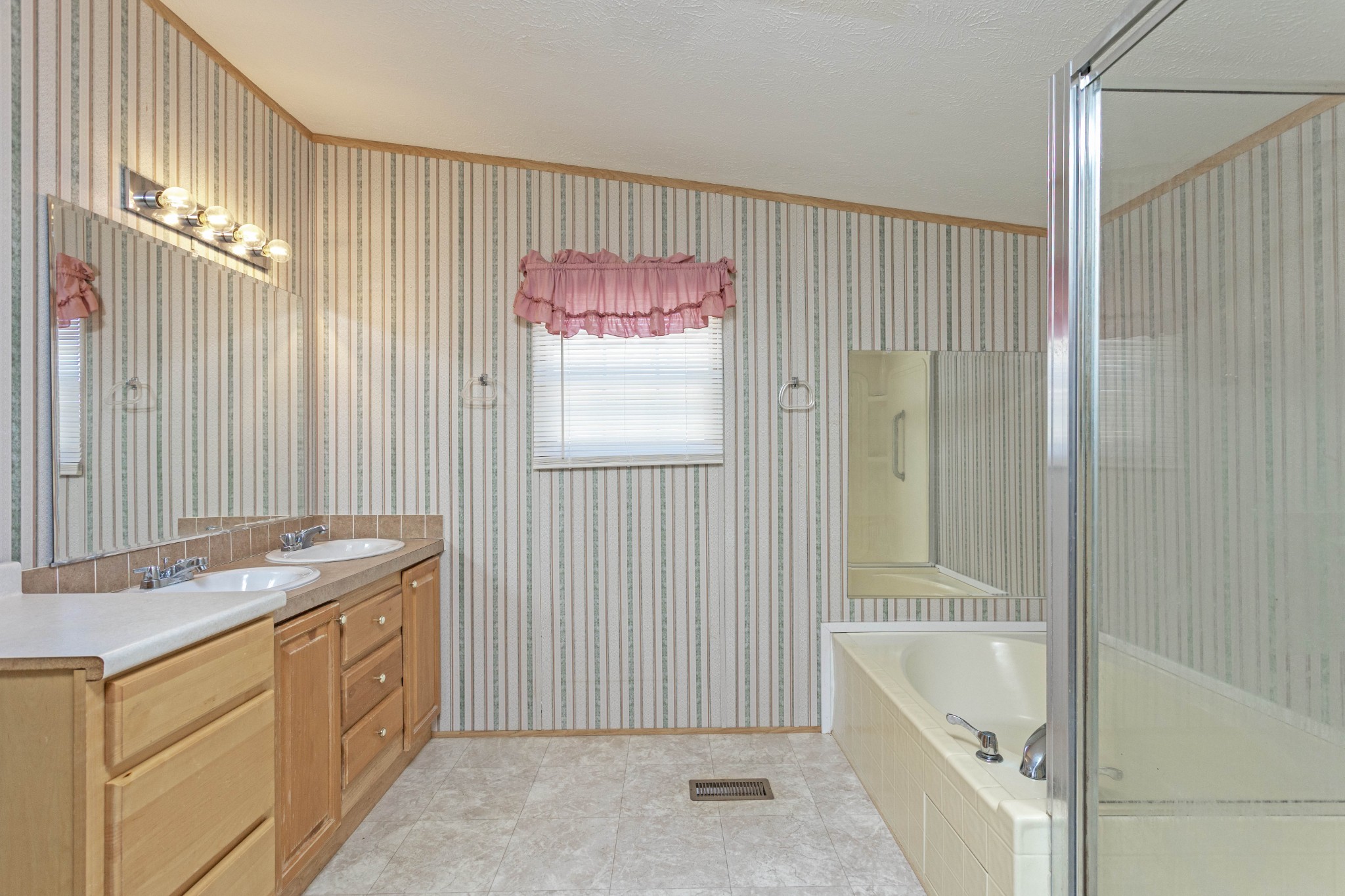 685 Rigsby Rd Property Photo 21