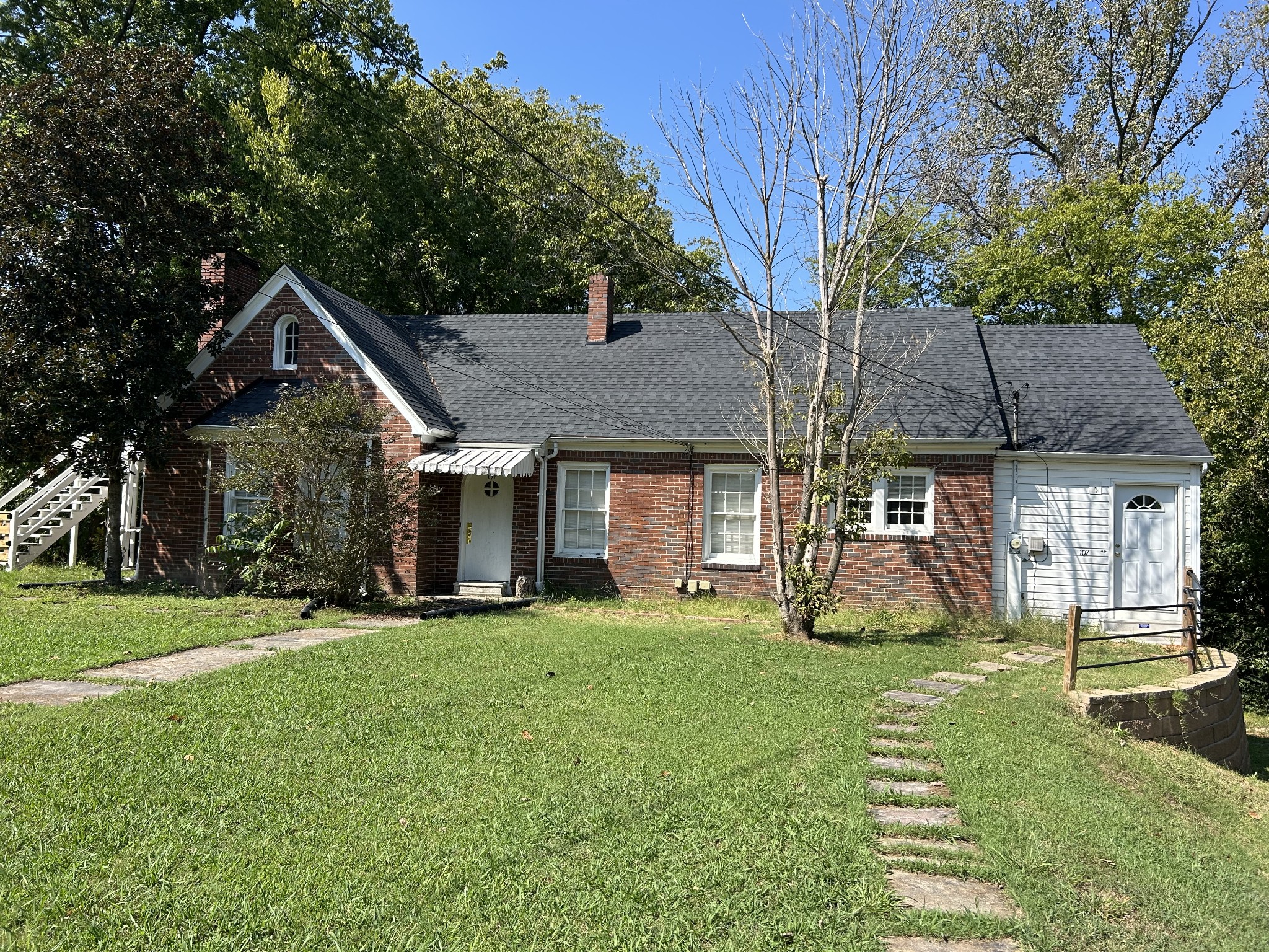 107 Washington Ave Property Photo 1