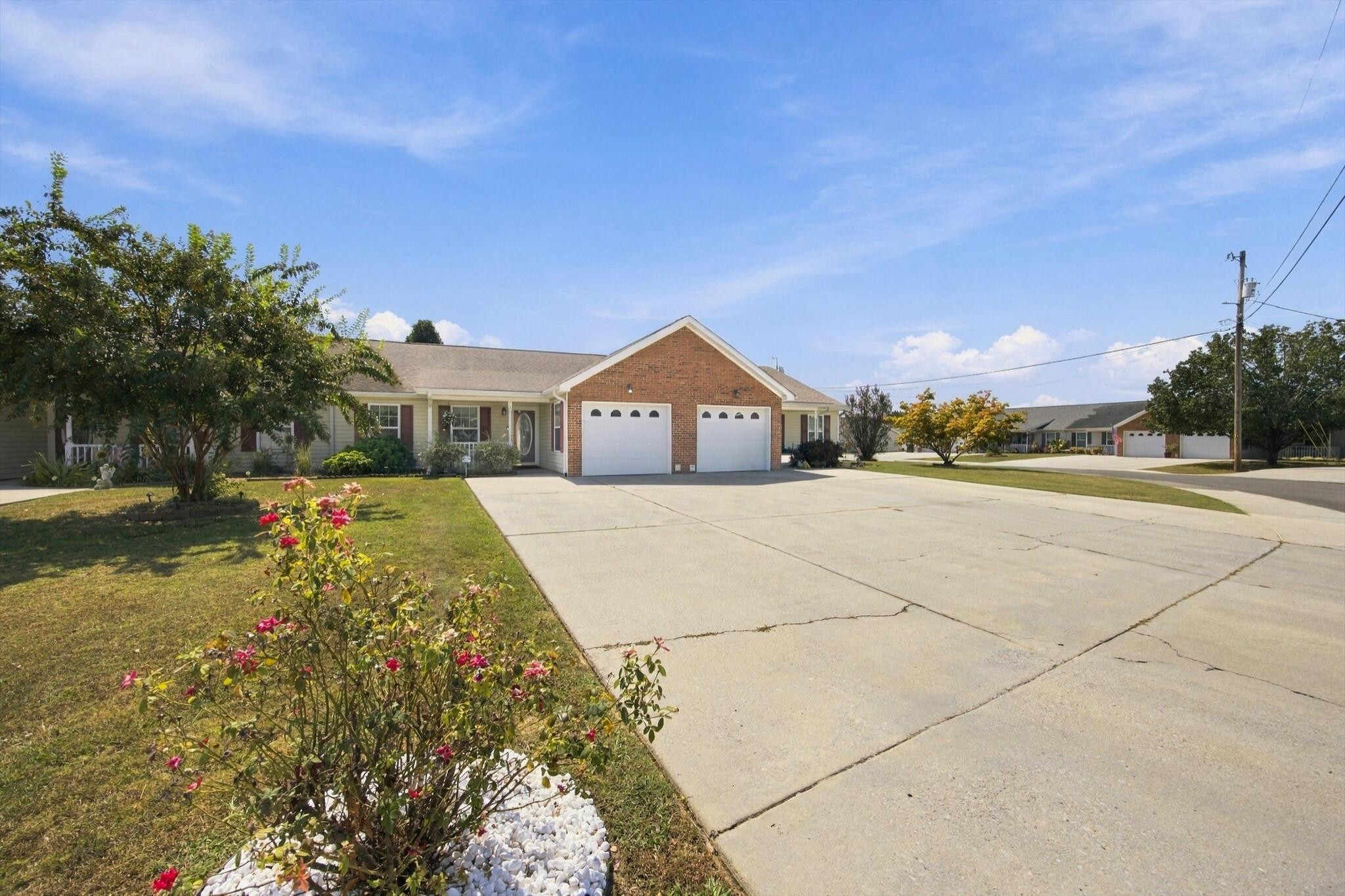 72 Anchor Drive Property Photo 2