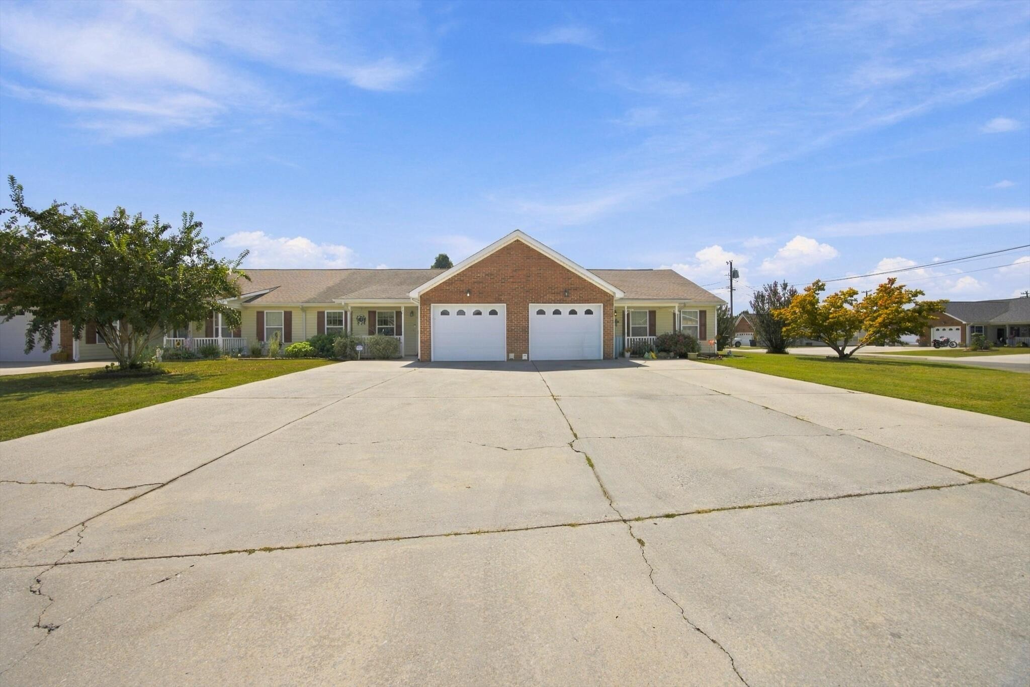 72 Anchor Drive Property Photo 3
