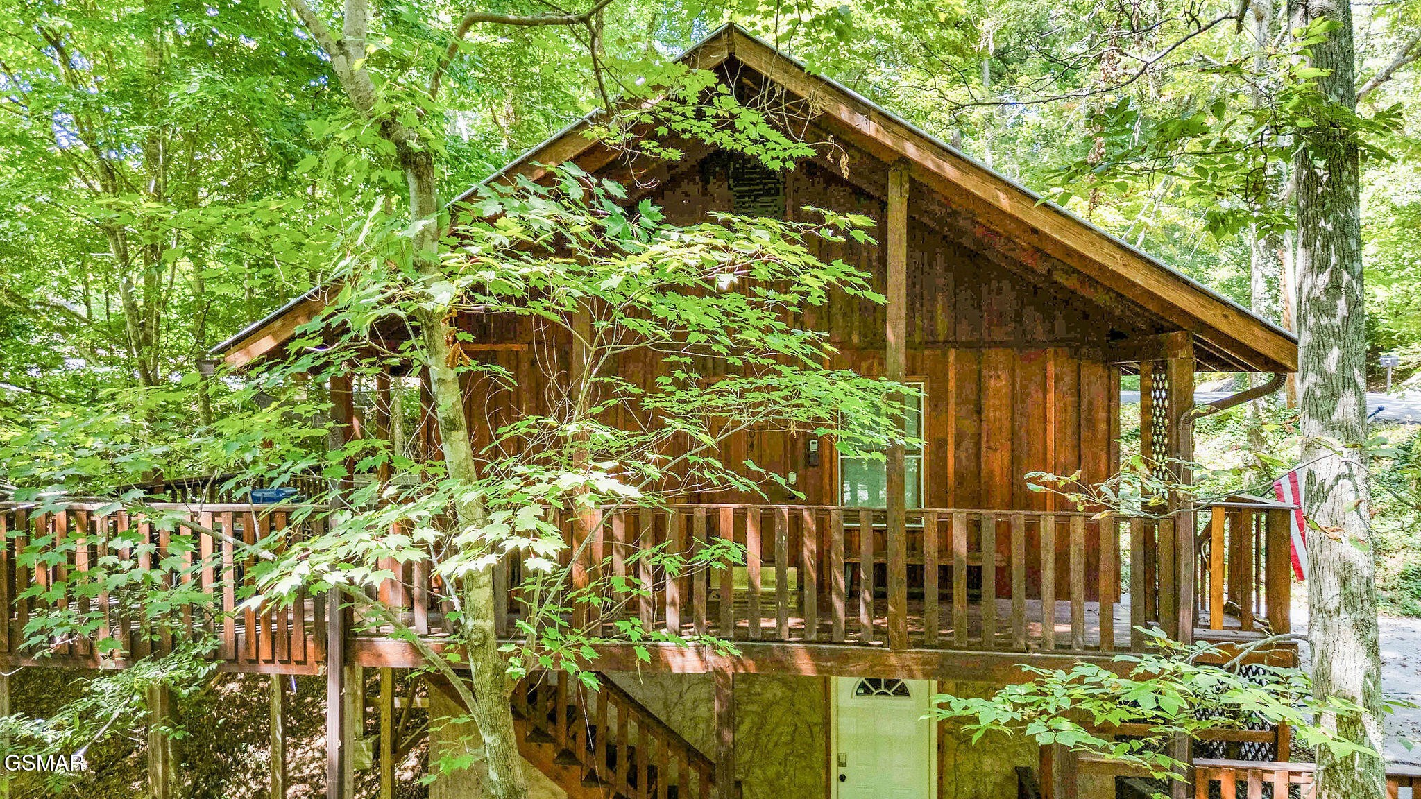 704 Forest Drive Property Photo 1