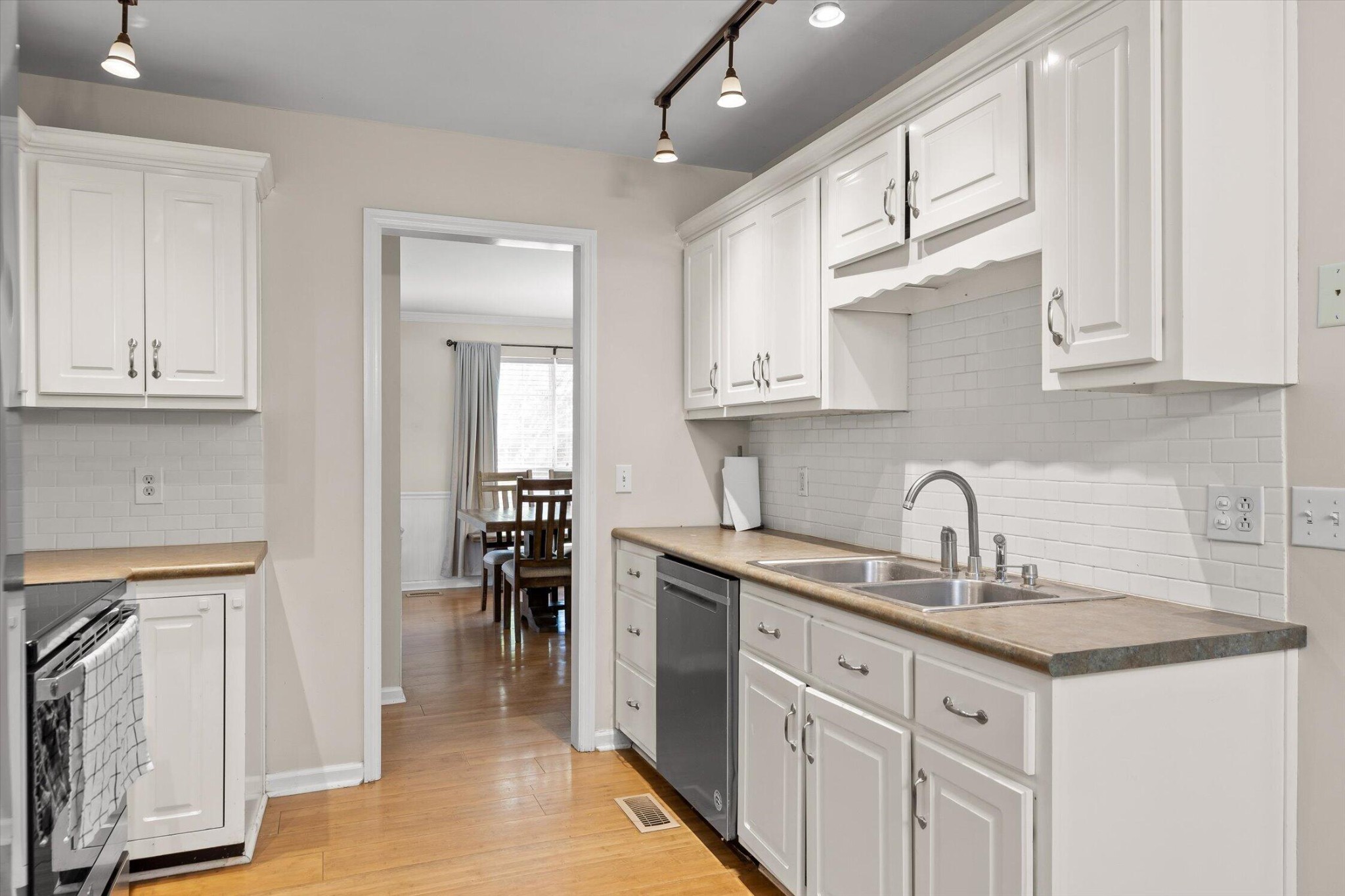 6172 Chandler Hill Road Property Photo 12