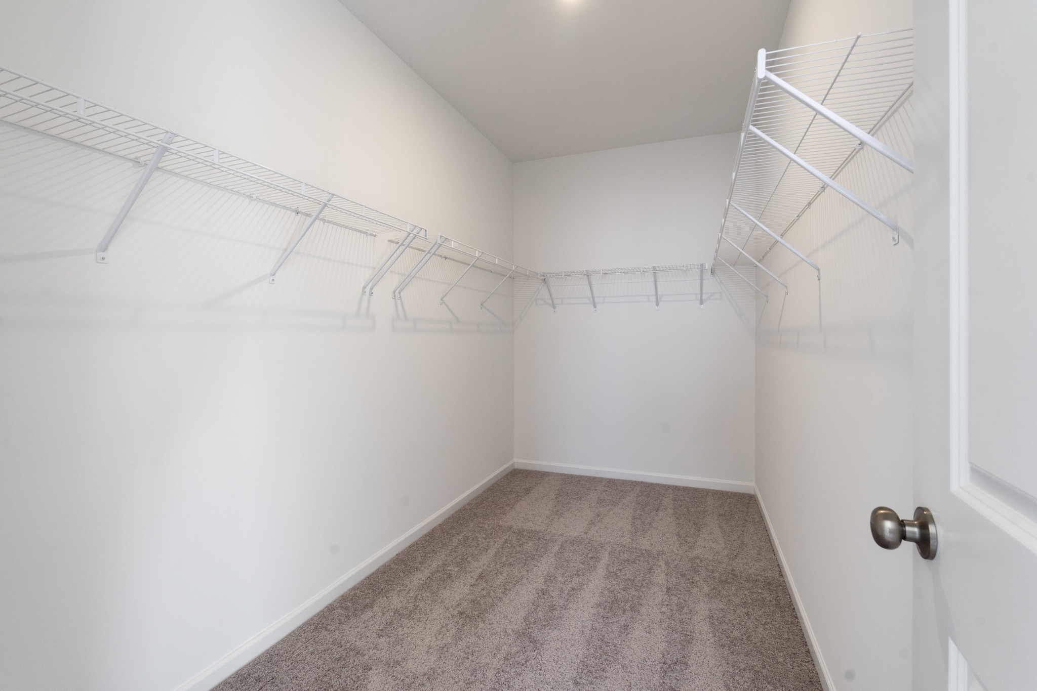 264 Claude Cir Property Photo 18