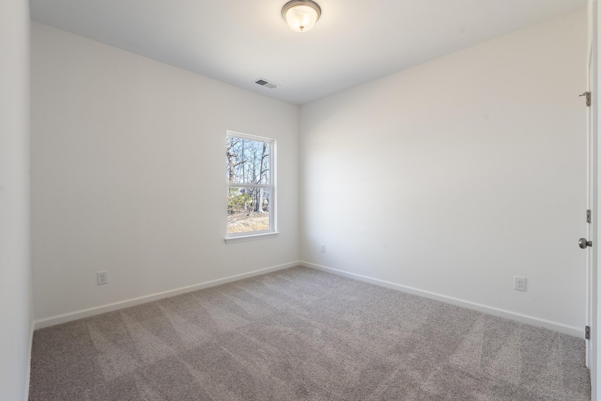 264 Claude Cir Property Photo 22