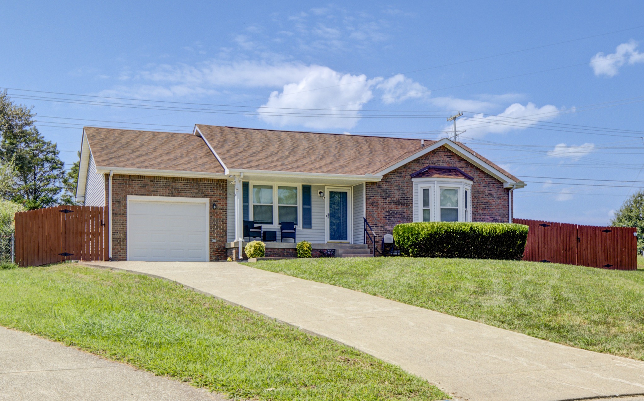 202 Bradley Ct