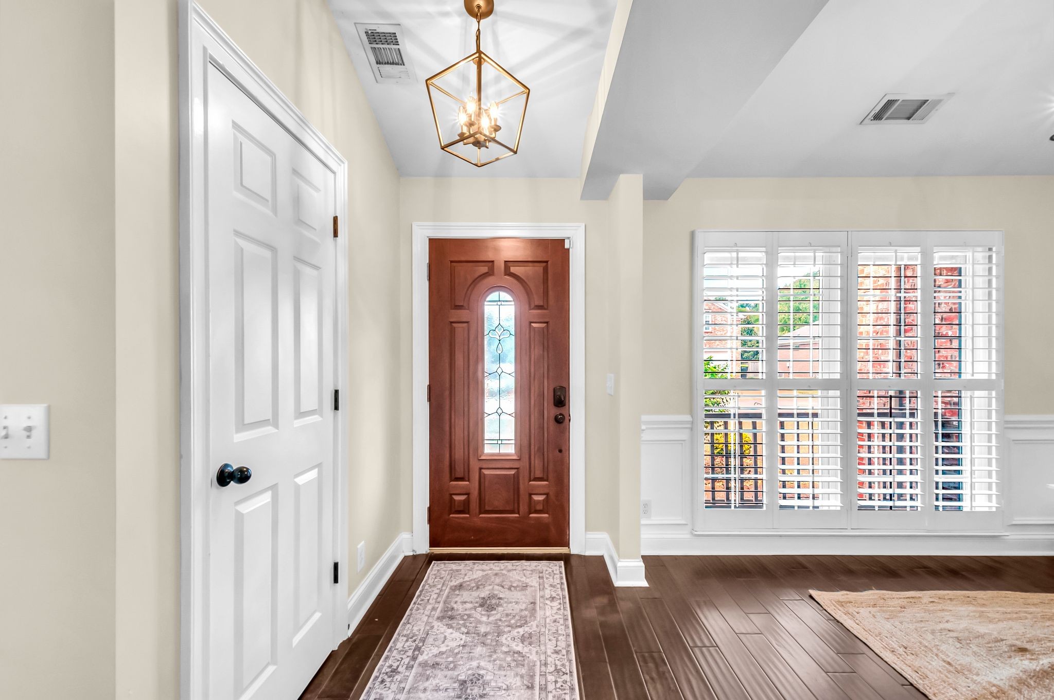8225 Canoe Court Property Photo 3