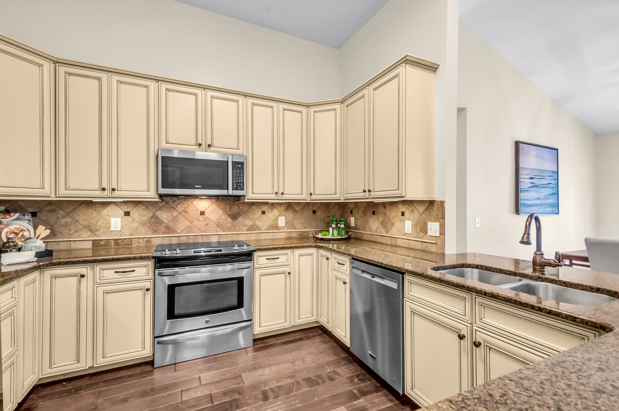 8225 Canoe Court Property Photo 9