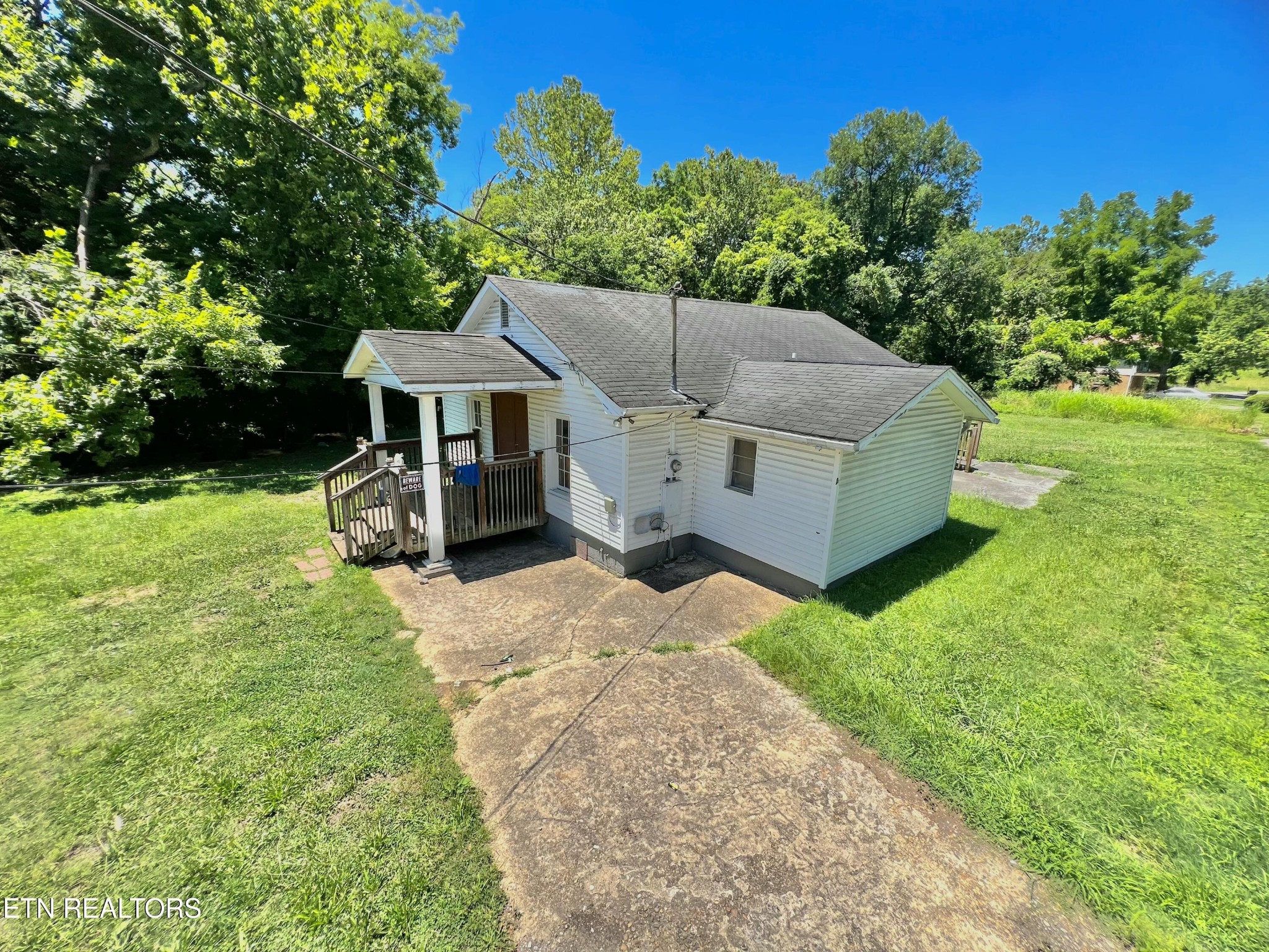 3307 Pilkay Rd Property Photo 1
