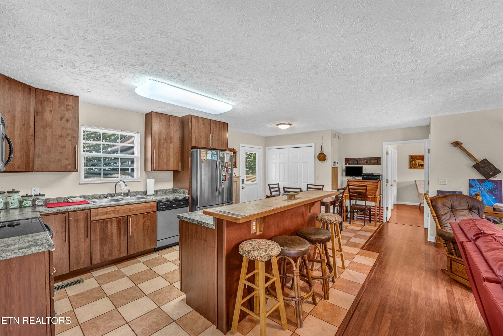 2255 Red Bank Rd Property Photo 4