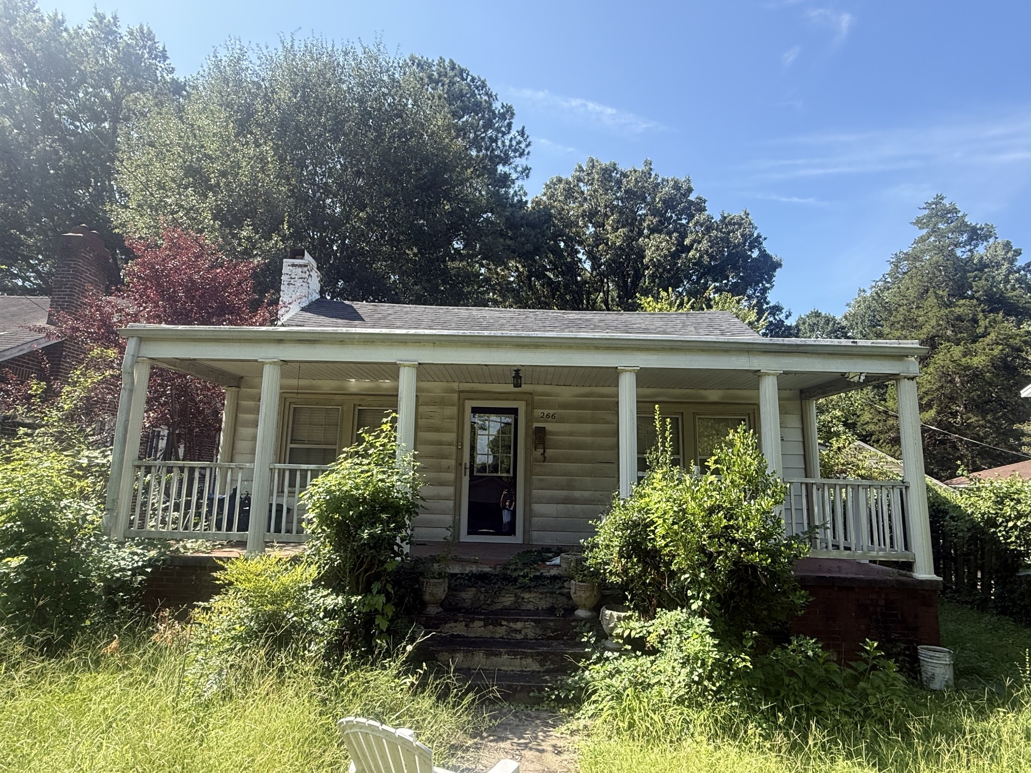 266 W Forest Ave Property Photo 1
