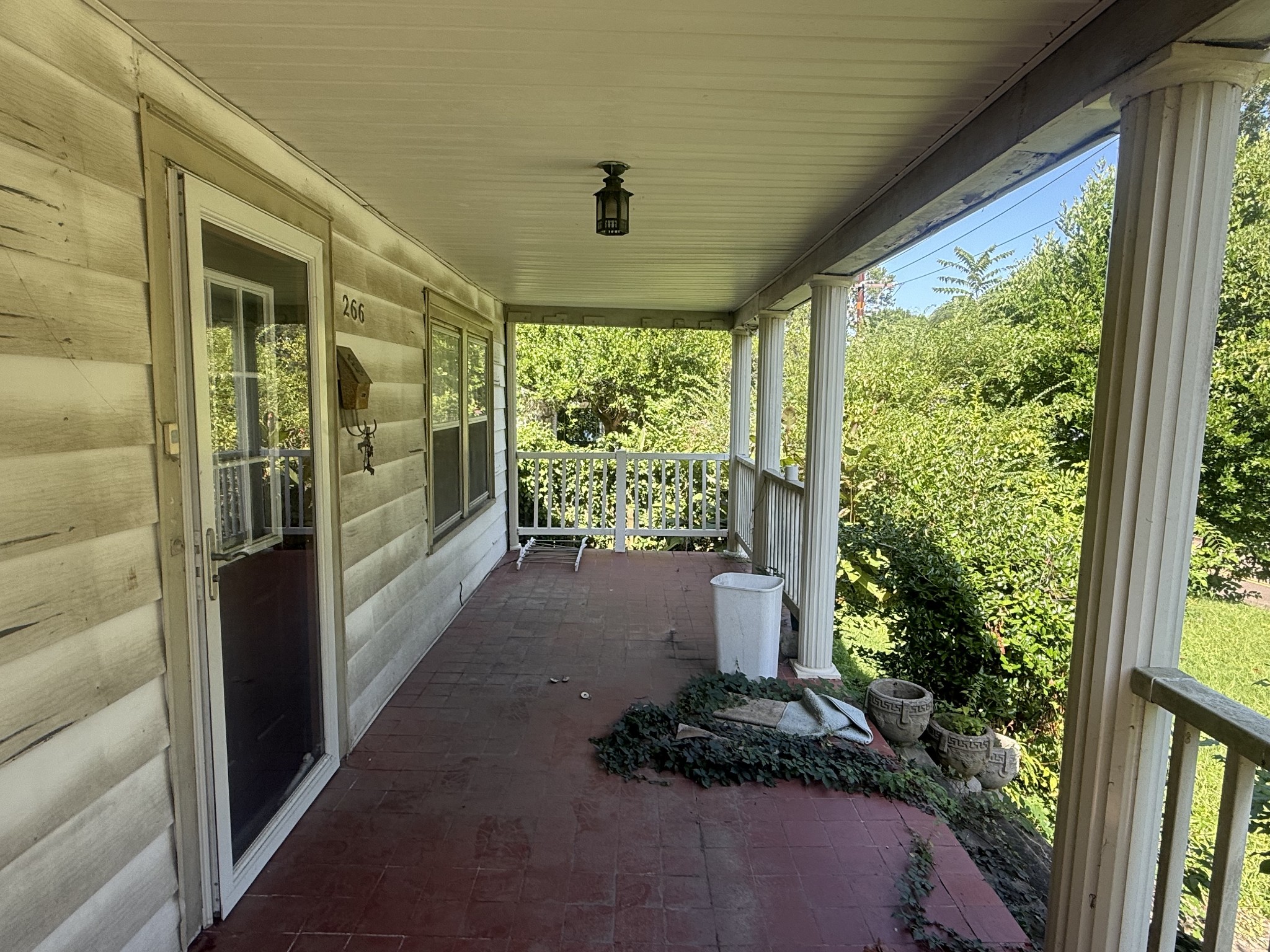 266 W Forest Ave Property Photo 2
