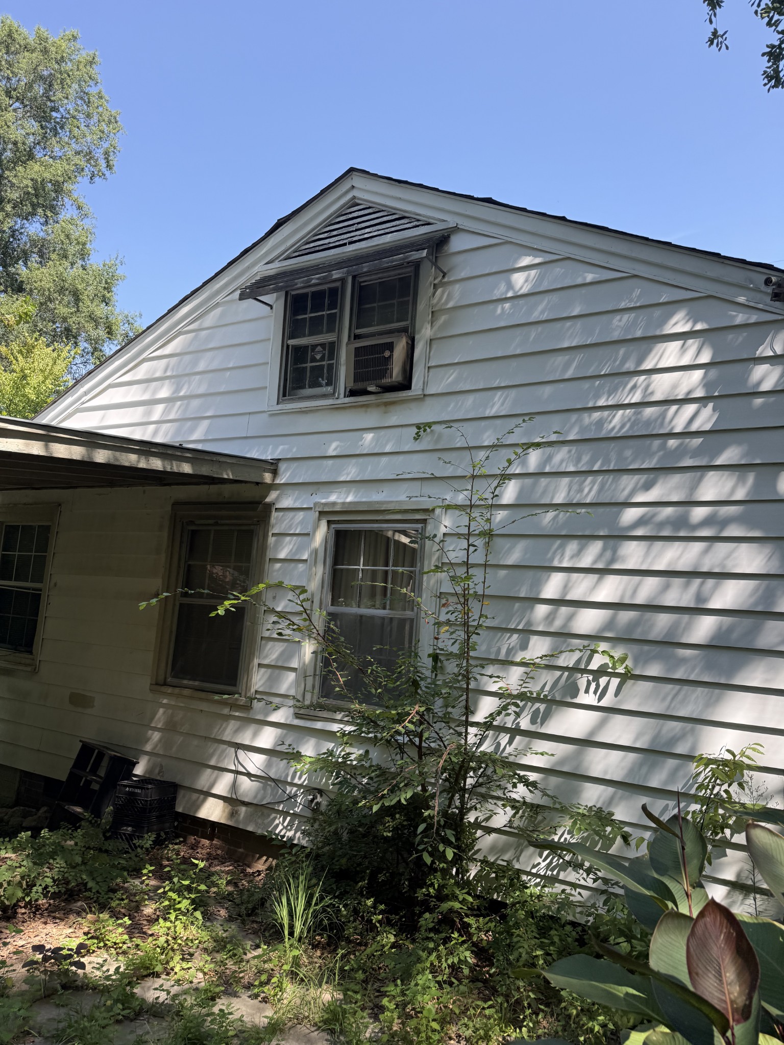 266 W Forest Ave Property Photo 18