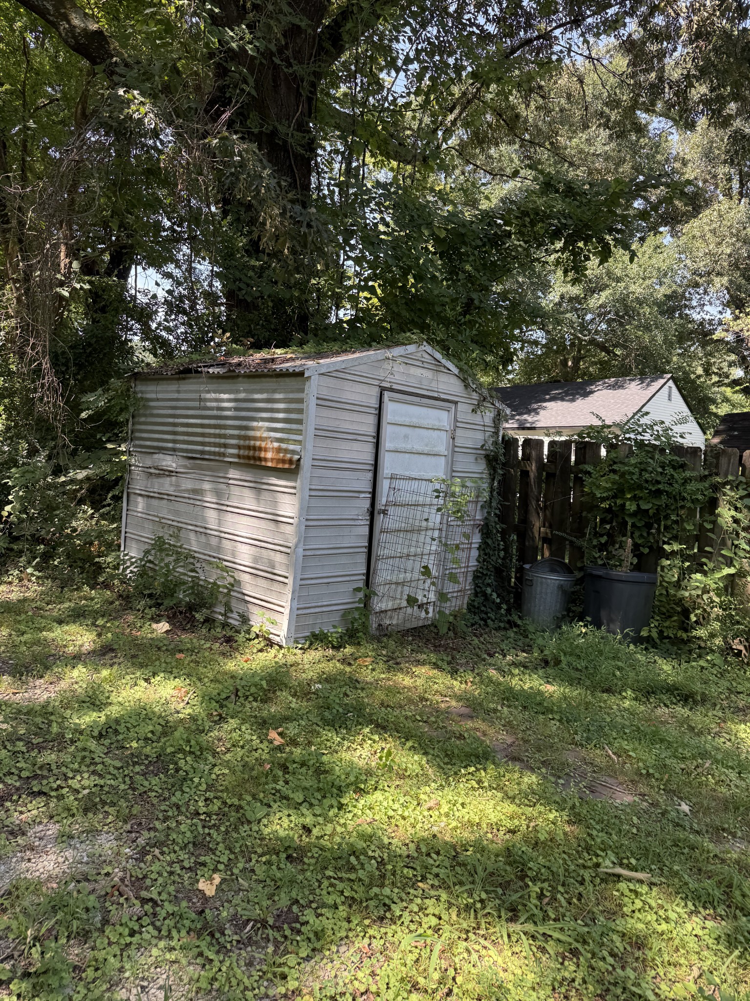 266 W Forest Ave Property Photo 37