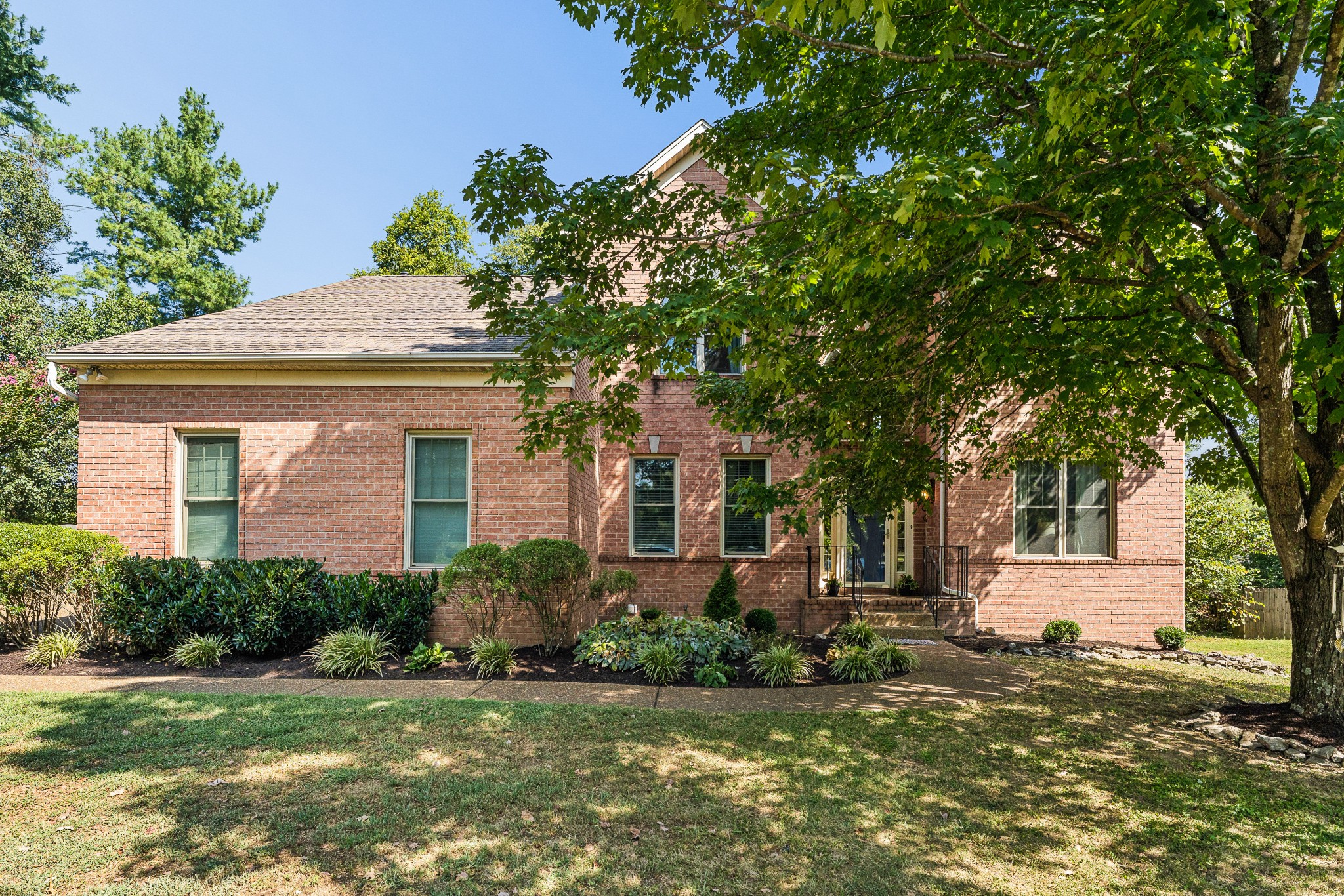 5800 Cross Pointe Ln Property Photo 1