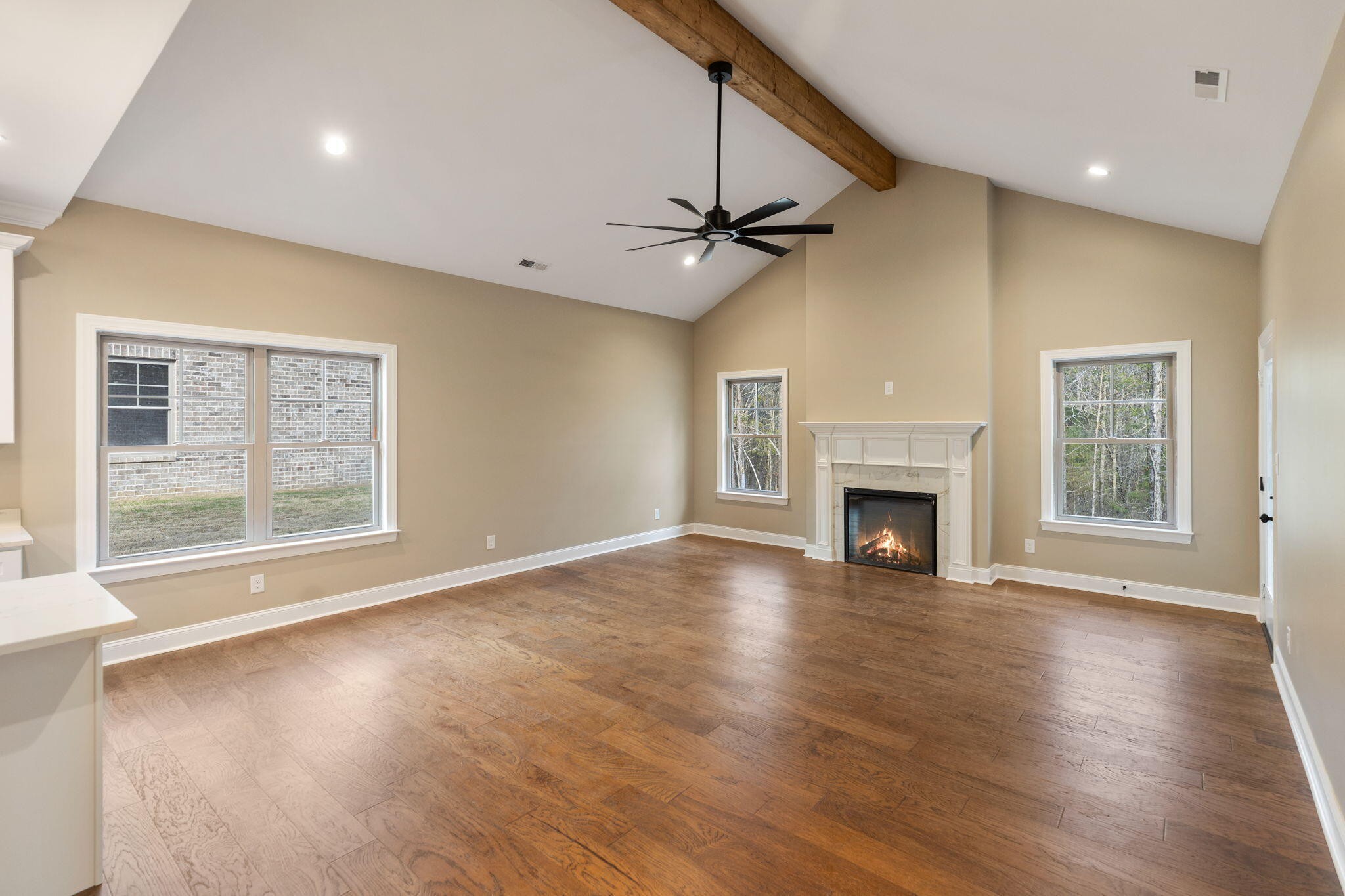 5270 Baylor Street, Nw Property Photo 7