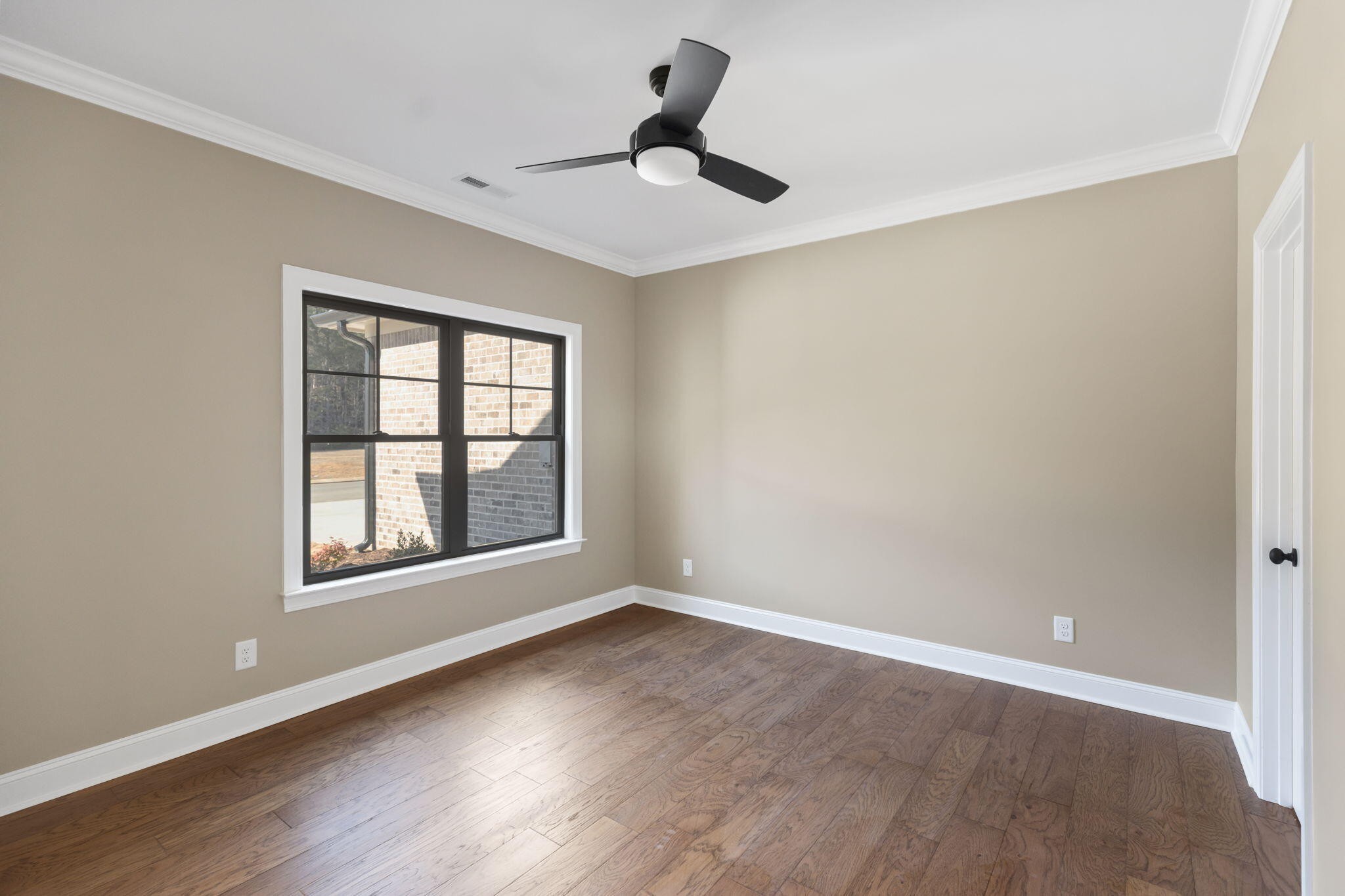 5270 Baylor Street, Nw Property Photo 17
