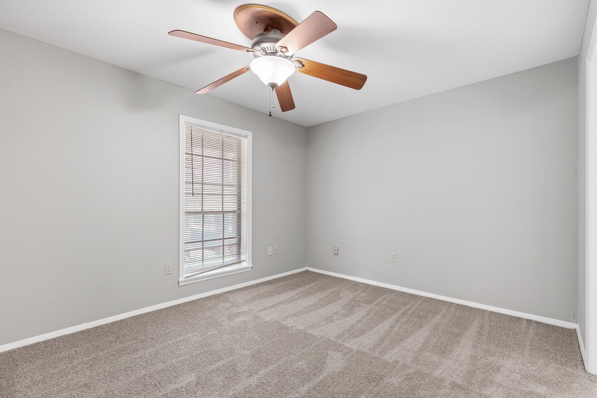 900 Mountain Creek Road Property Photo 4
