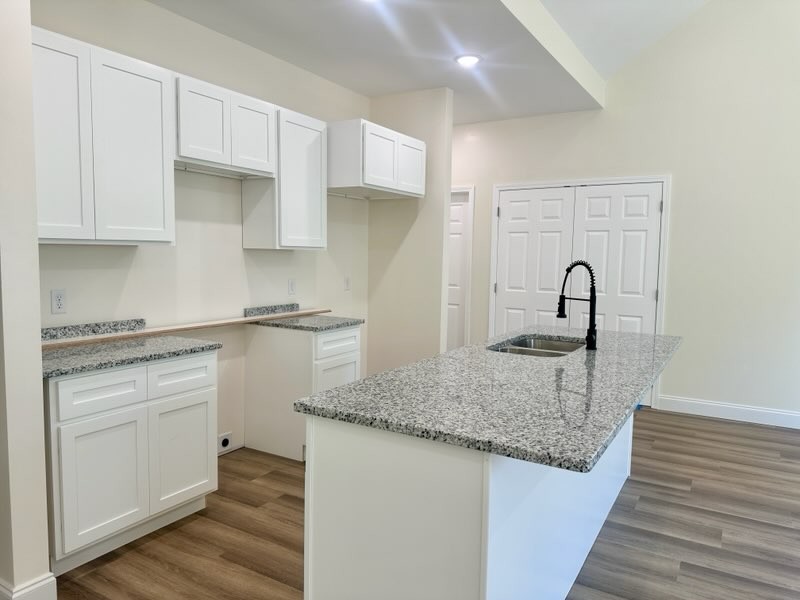 560 Gracie Street Property Photo 8