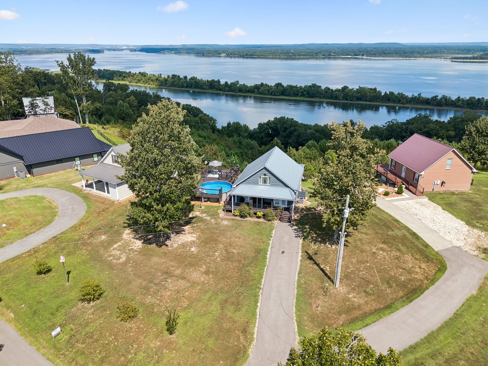300 Rockport Landing Property Photo 1