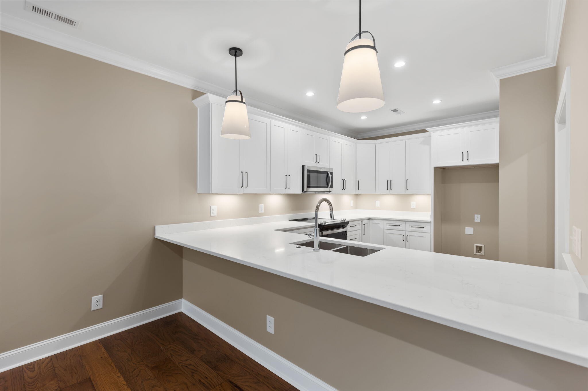 5272 Baylor Street, Nw Property Photo 10