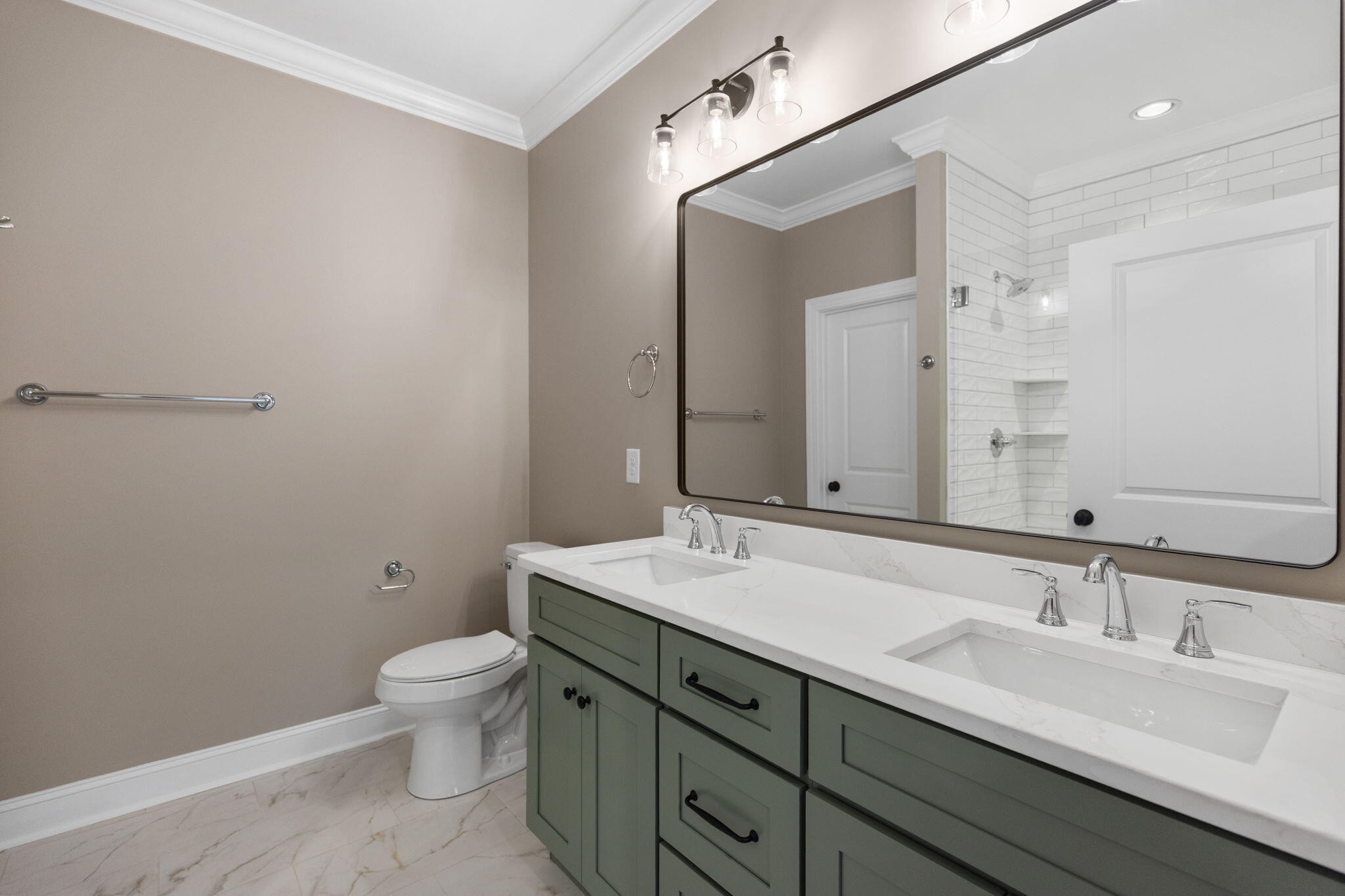 5272 Baylor Street, Nw Property Photo 16