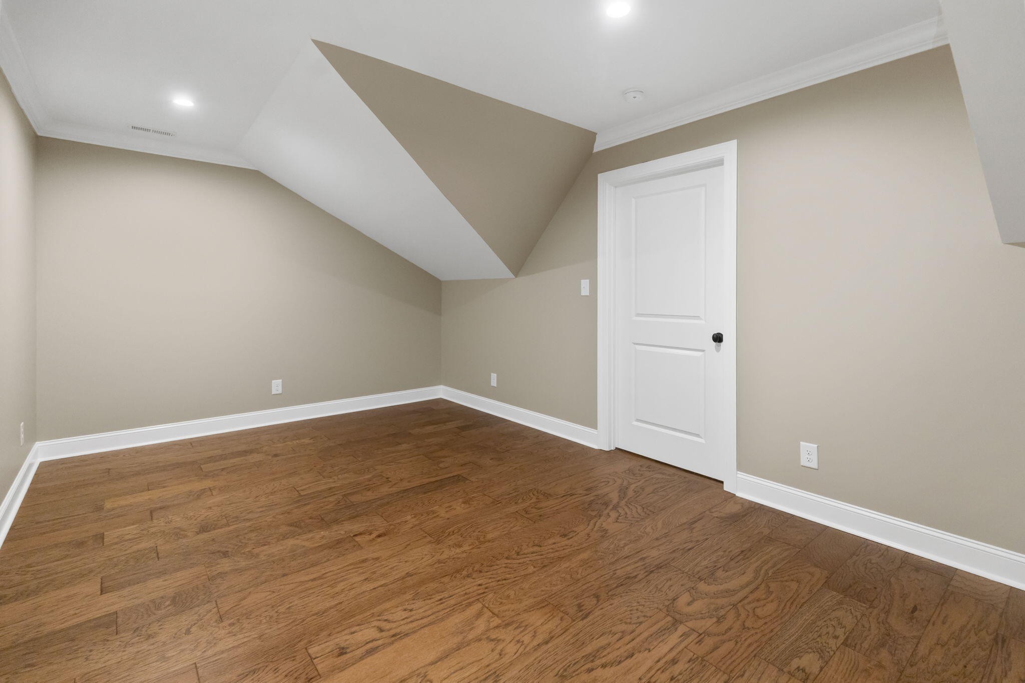 5272 Baylor Street, Nw Property Photo 28