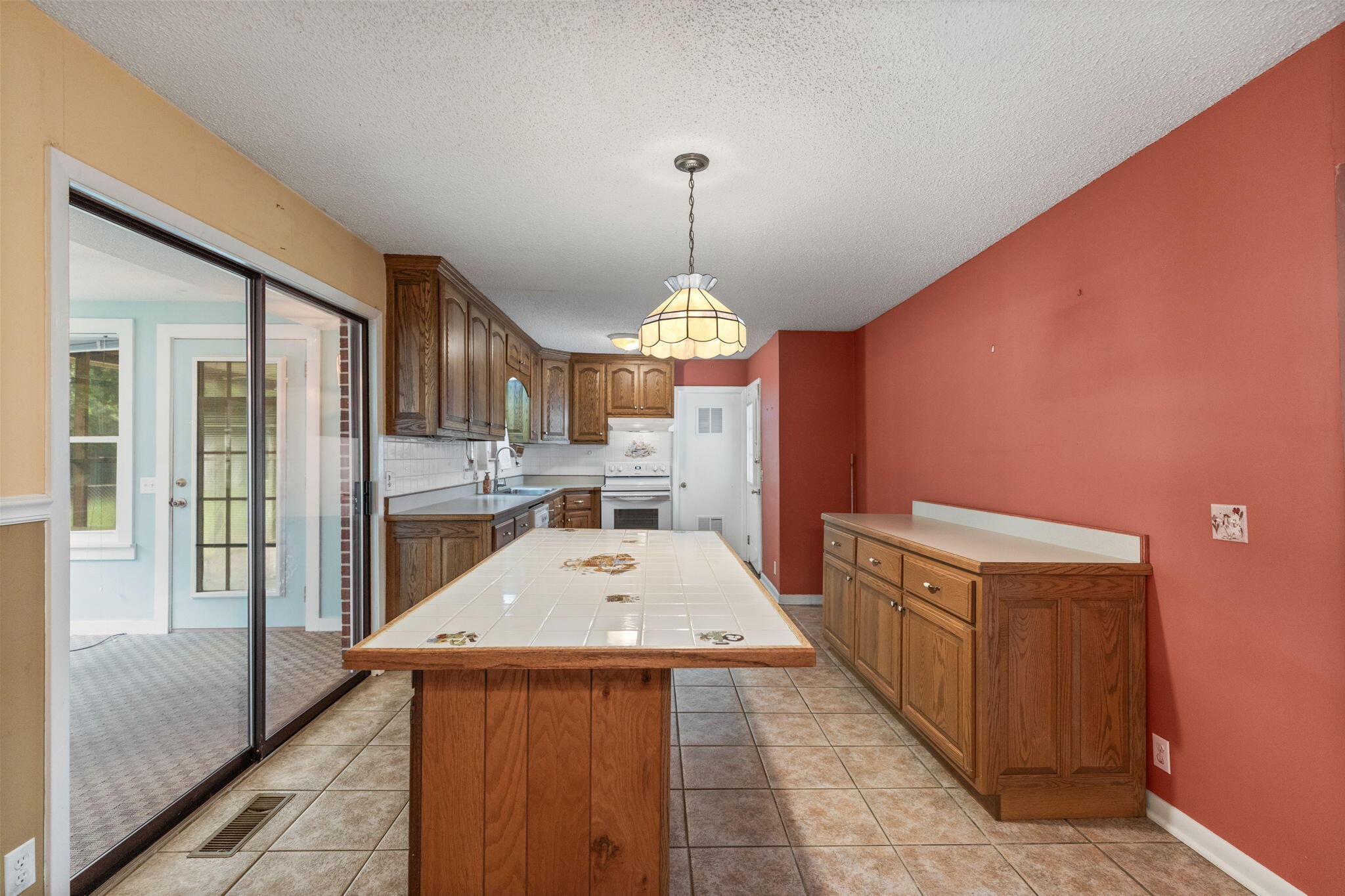 26 Stovall Street Property Photo 9