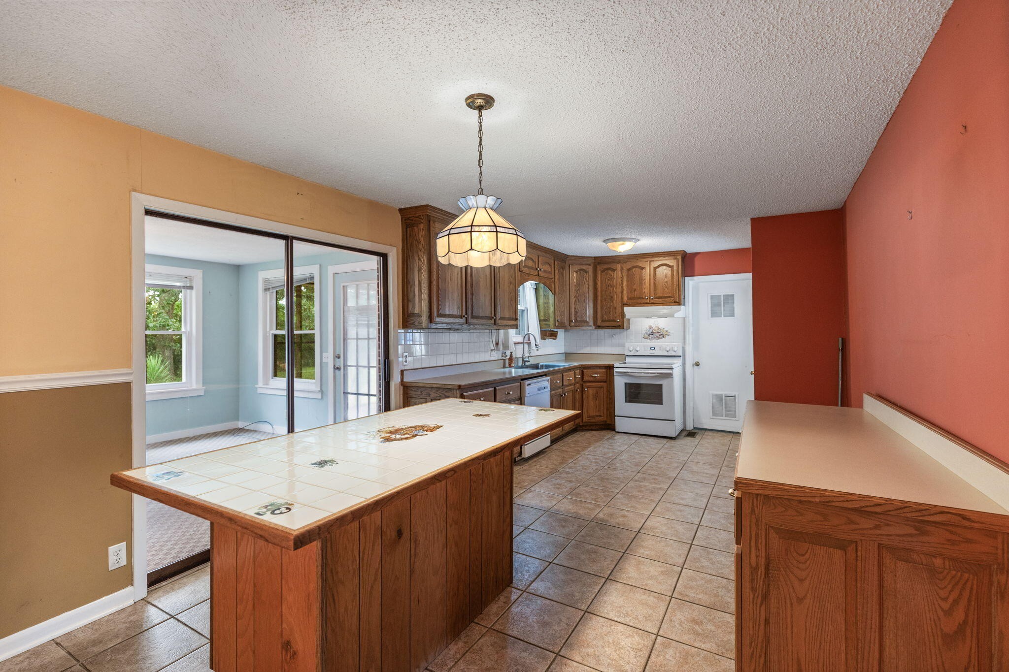 26 Stovall Street Property Photo 10