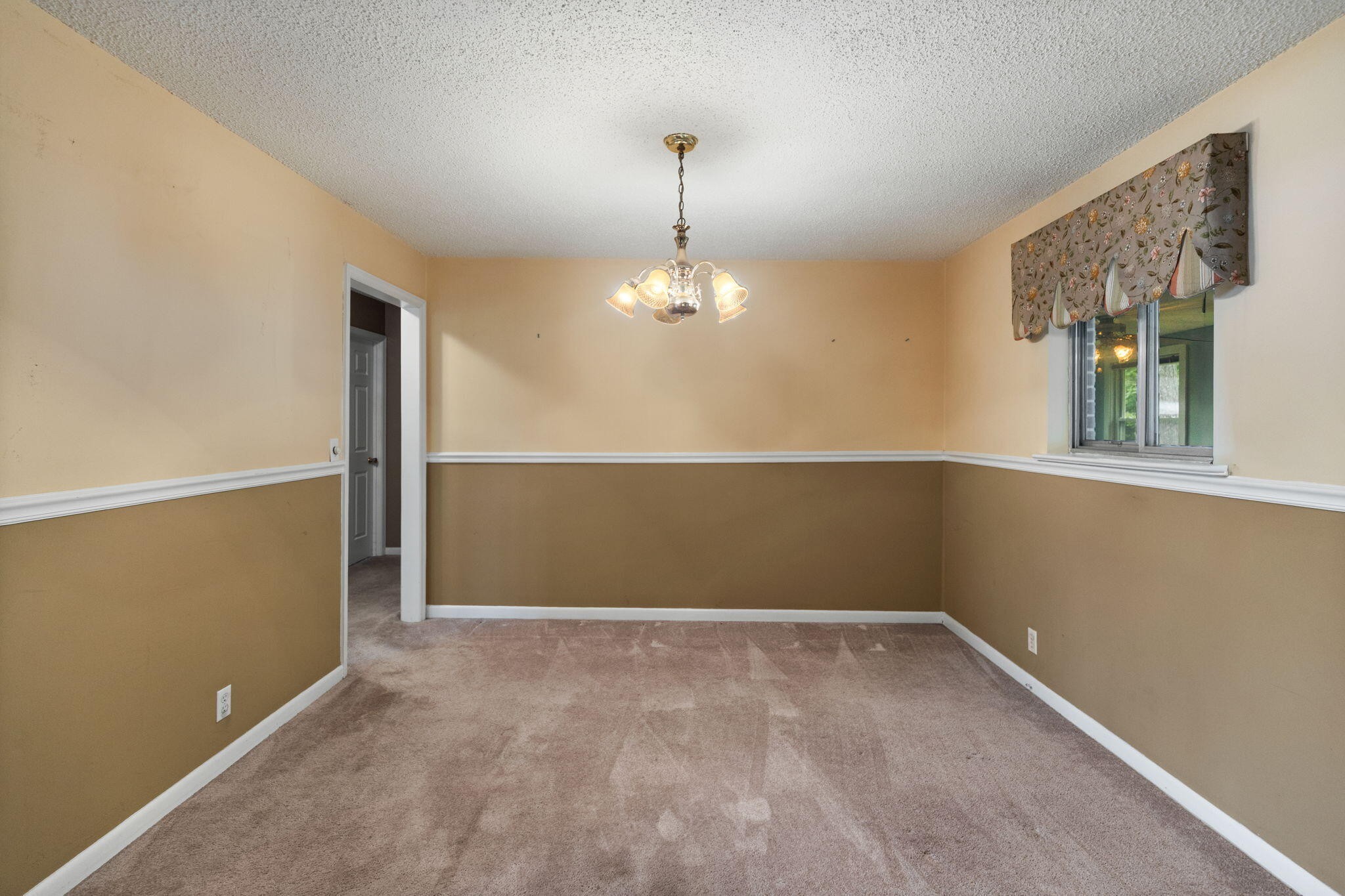 26 Stovall Street Property Photo 14