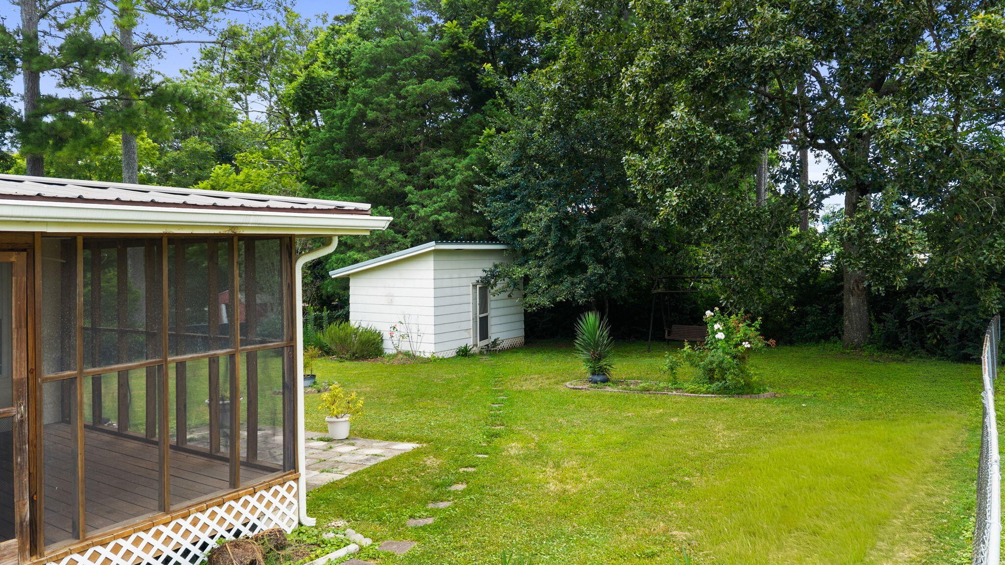 26 Stovall Street Property Photo 27